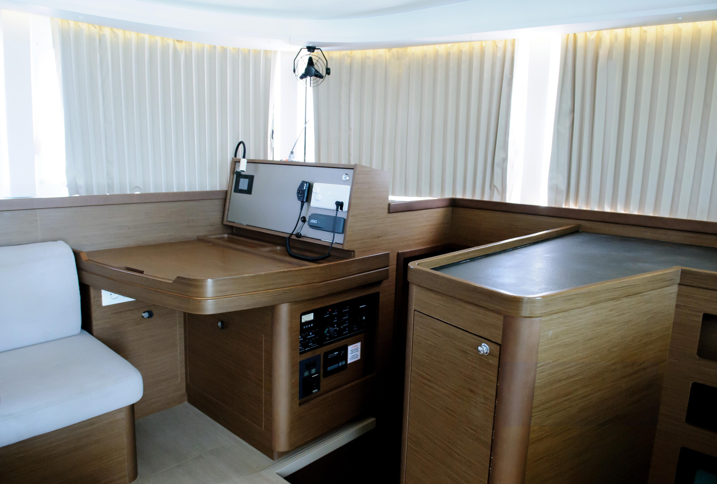 Lagoon 42 — photo 22