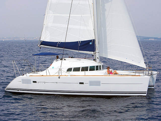 Lagoon 410 S2 — photo 1
