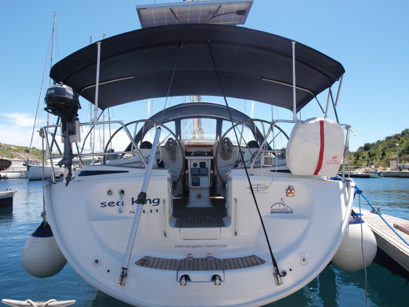 Bavaria 42 — photo 3