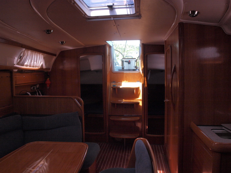 Bavaria 42 — photo 17