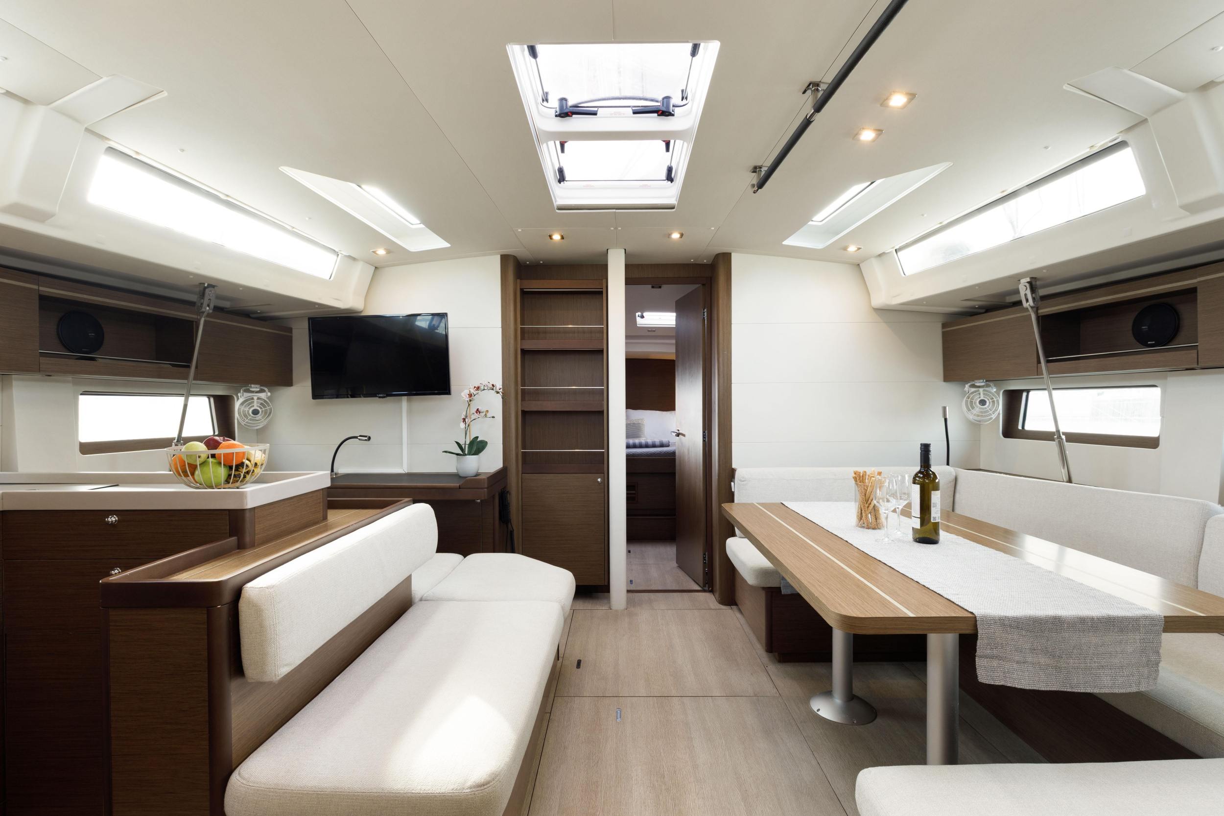 Oceanis 51.1 / owner's version — photo 11