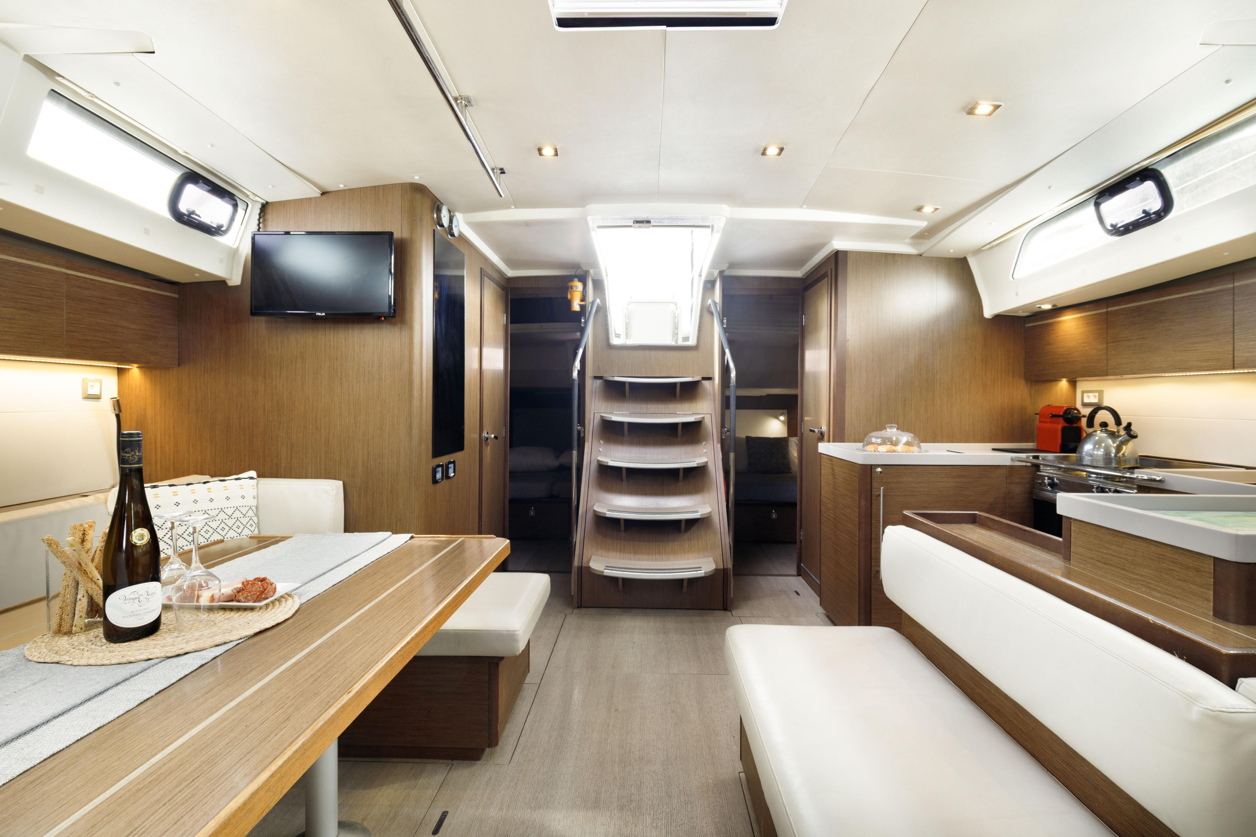 Oceanis 51.1 — photo 12
