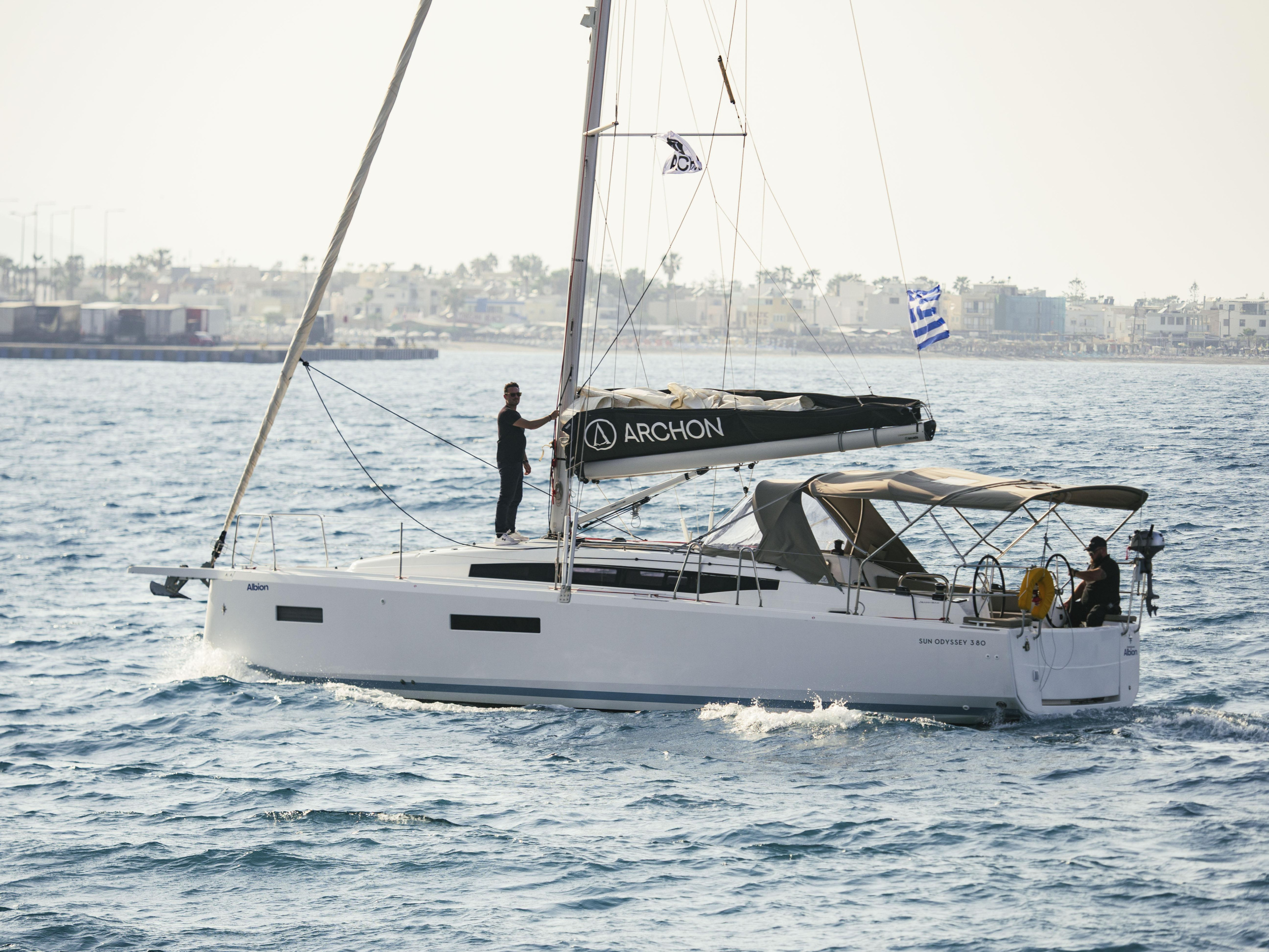 Sun Odyssey 380 — photo 1