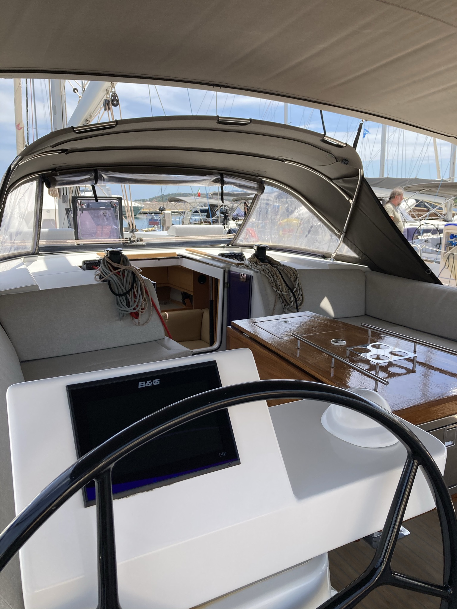Dufour 520 GL — photo 16