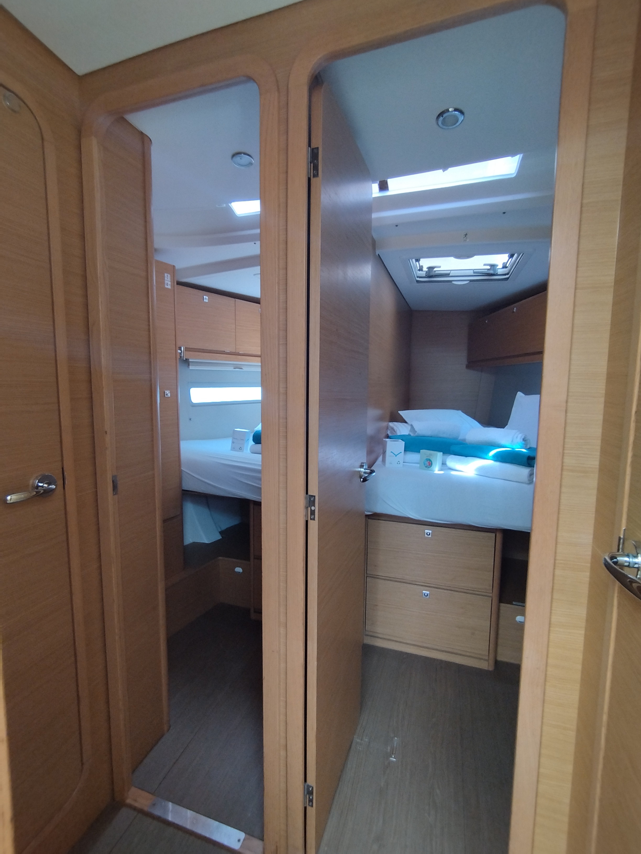 Dufour 520 GL — photo 9
