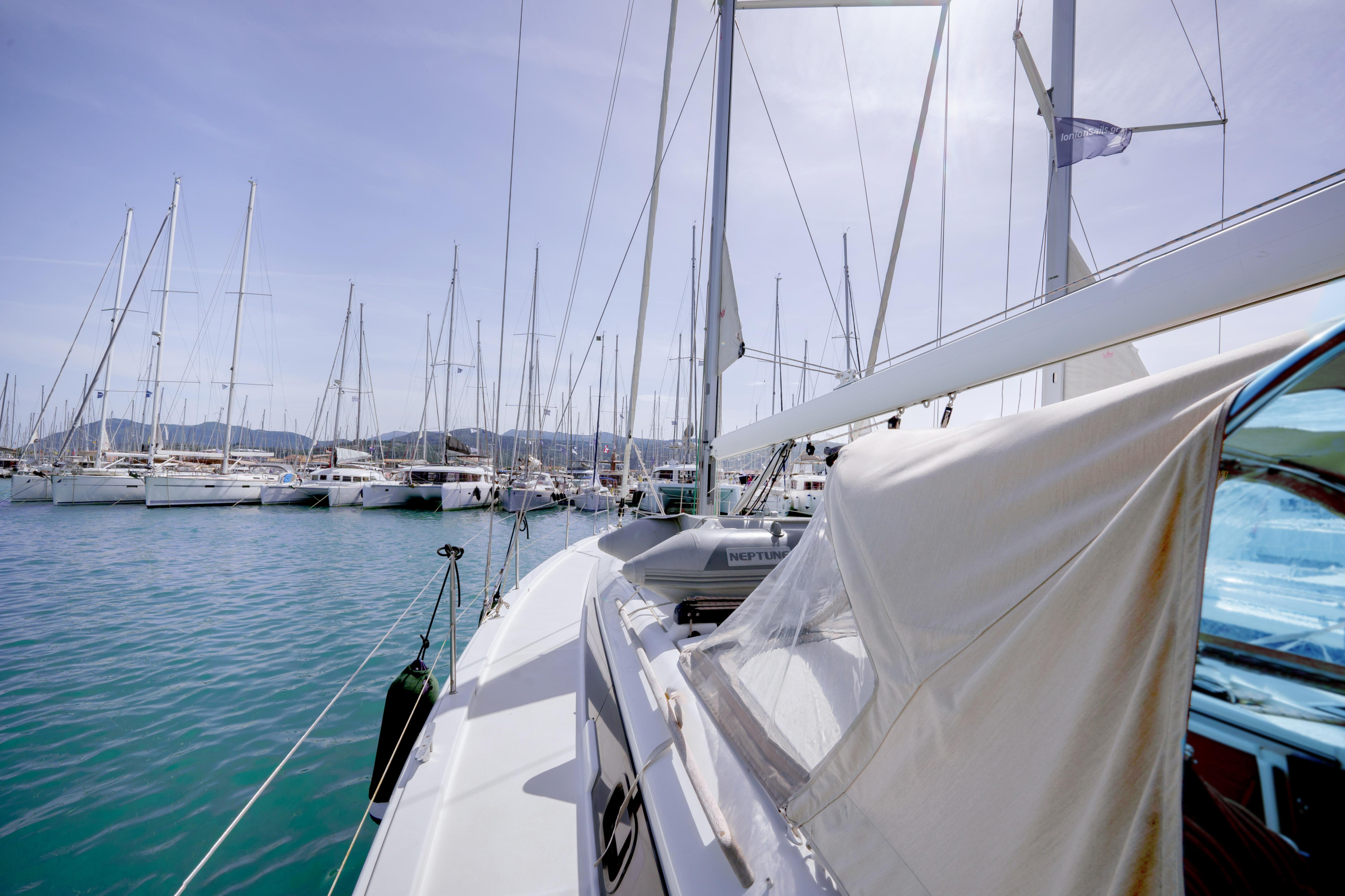 Dufour 390 — photo 9