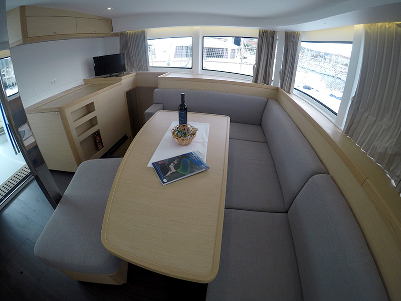 Lagoon 42 — photo 24