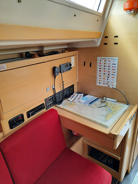 Elan 350 — photo 12