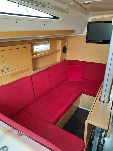Elan 350 — photo 11
