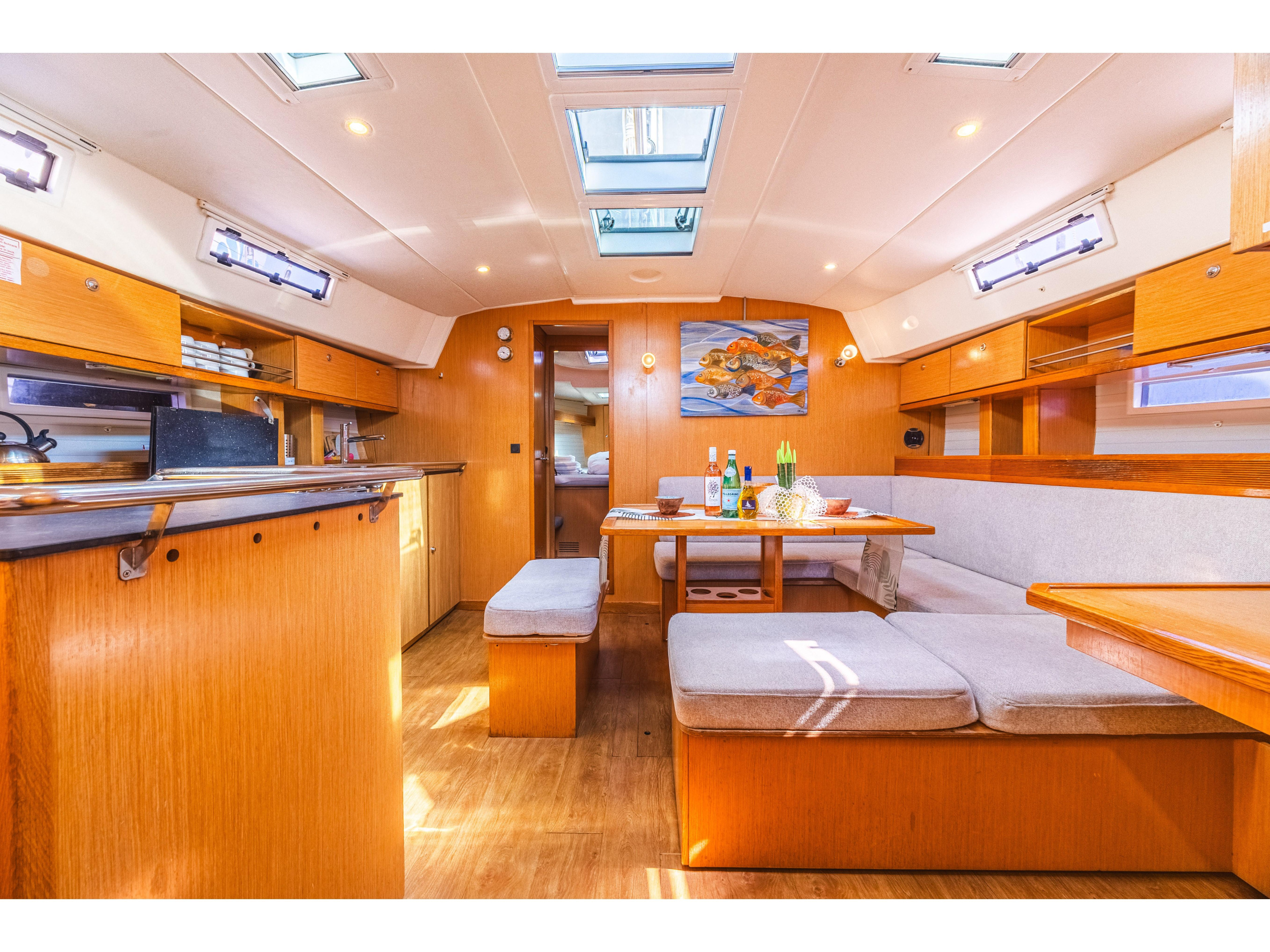 Bavaria 45 Cruiser — photo 8