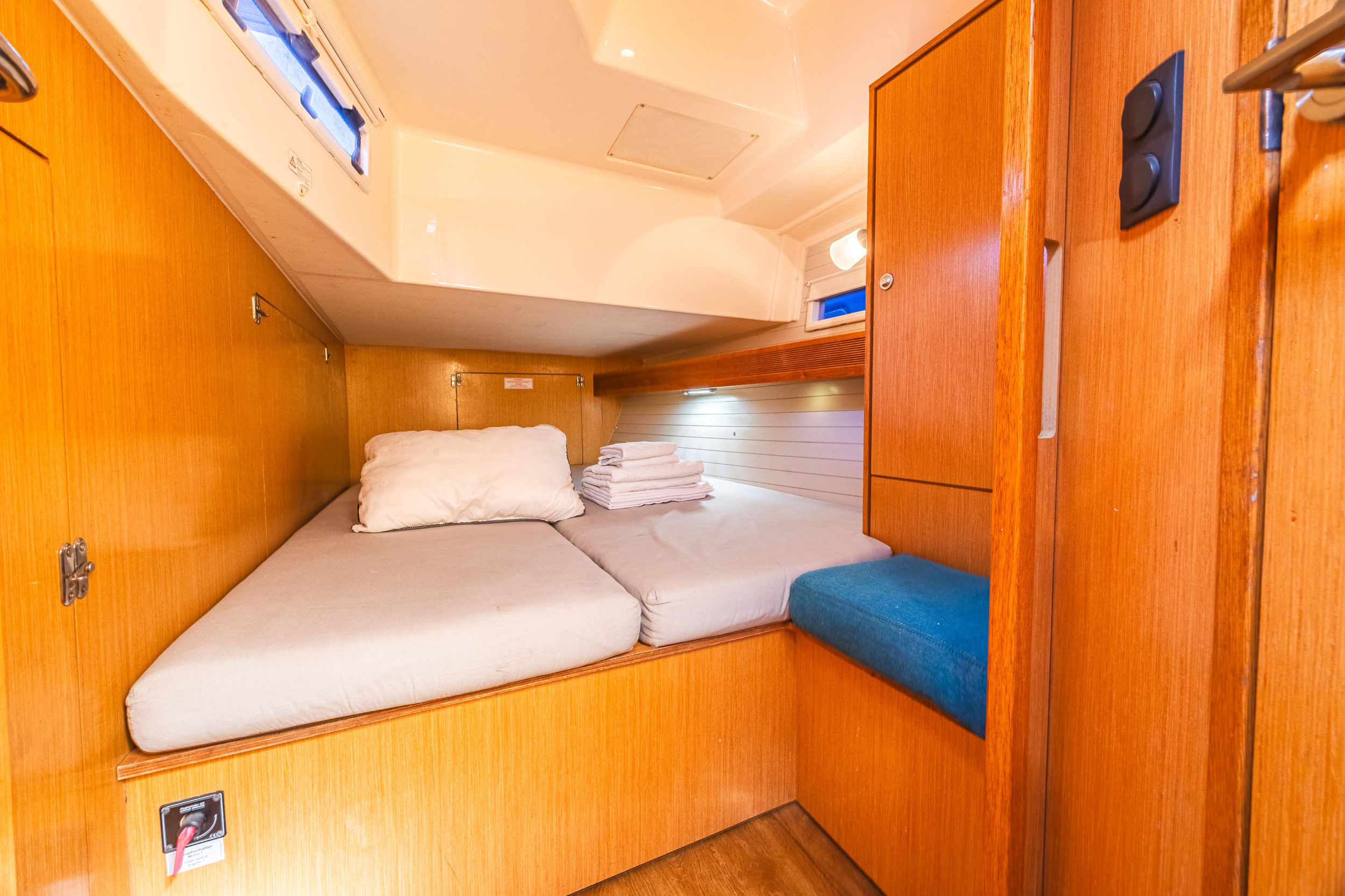 Bavaria 45 Cruiser — photo 4