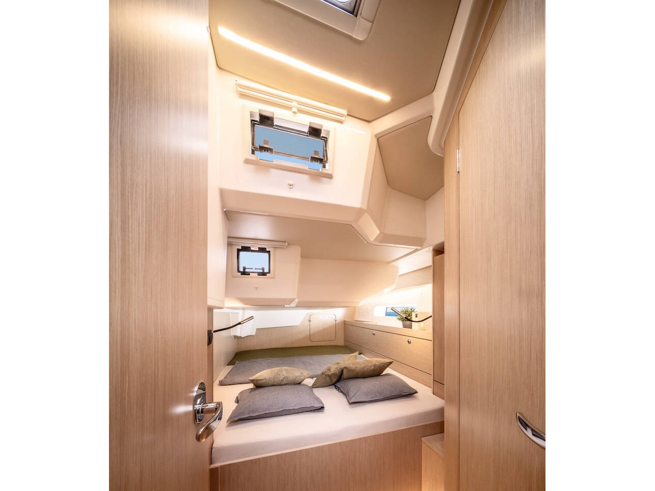 Bavaria 46 Cruiser — photo 2