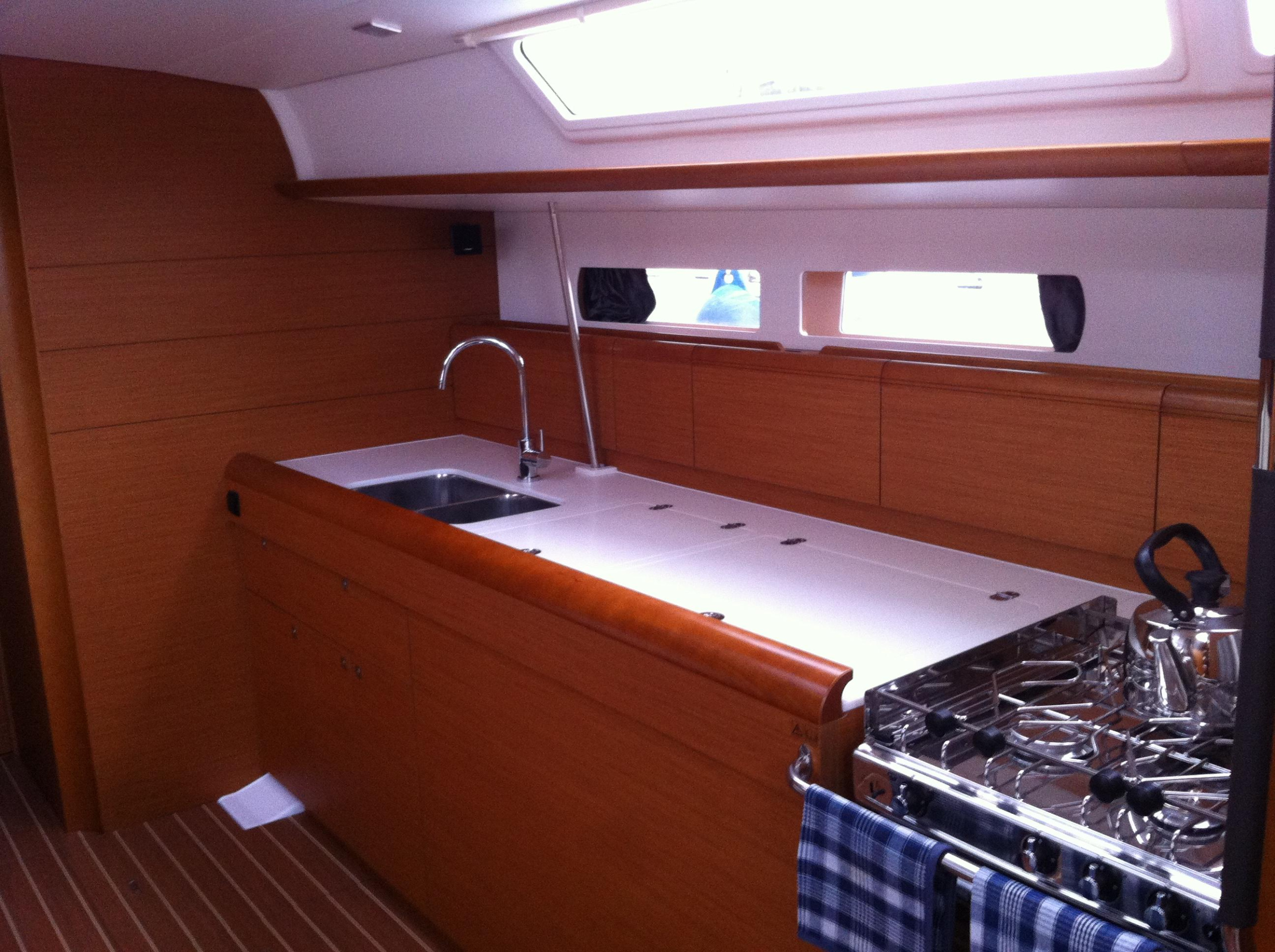 Sun Odyssey 469 (4 cab) — photo 6