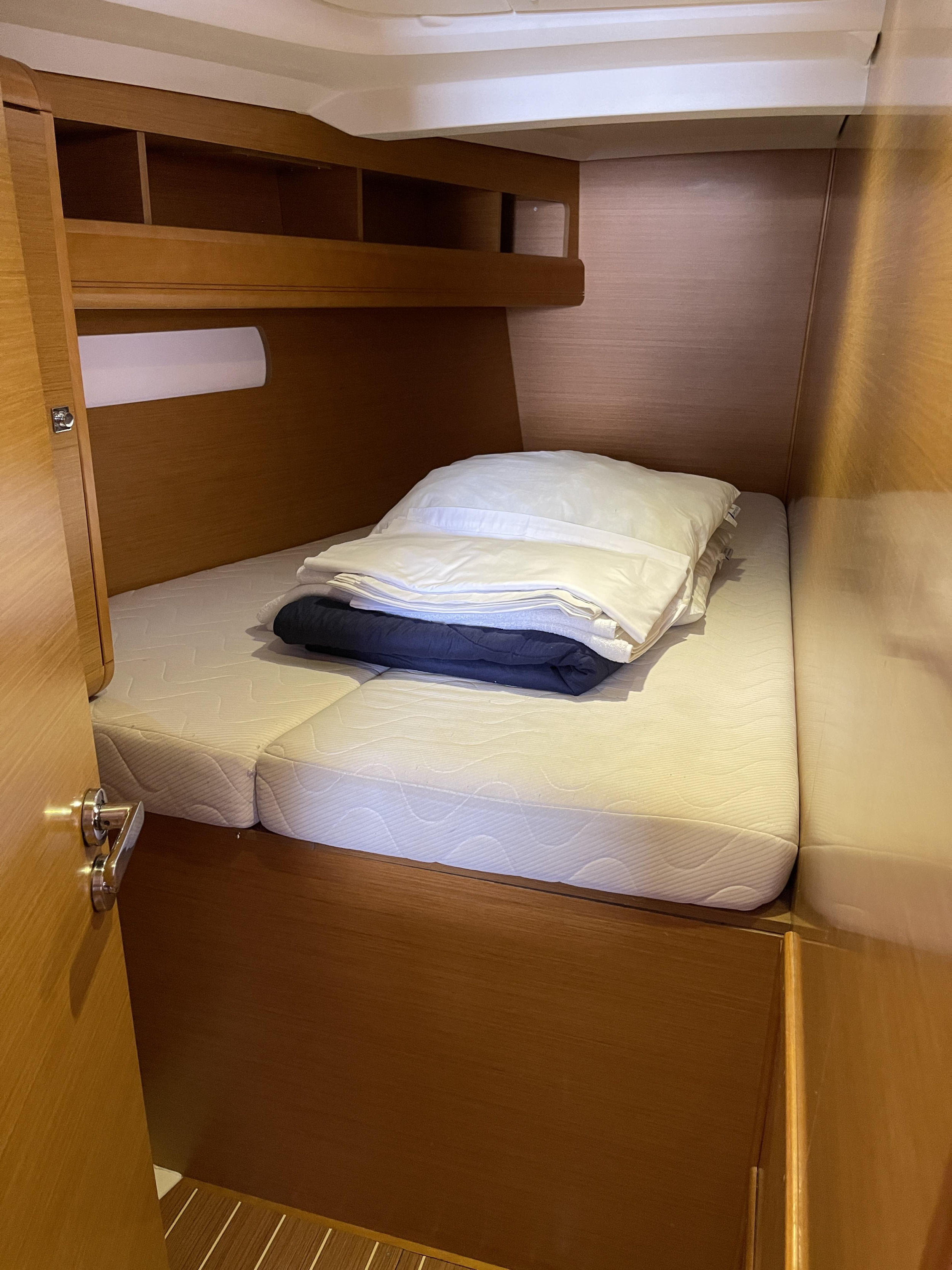 Sun Odyssey 469 (4 cab) — photo 7