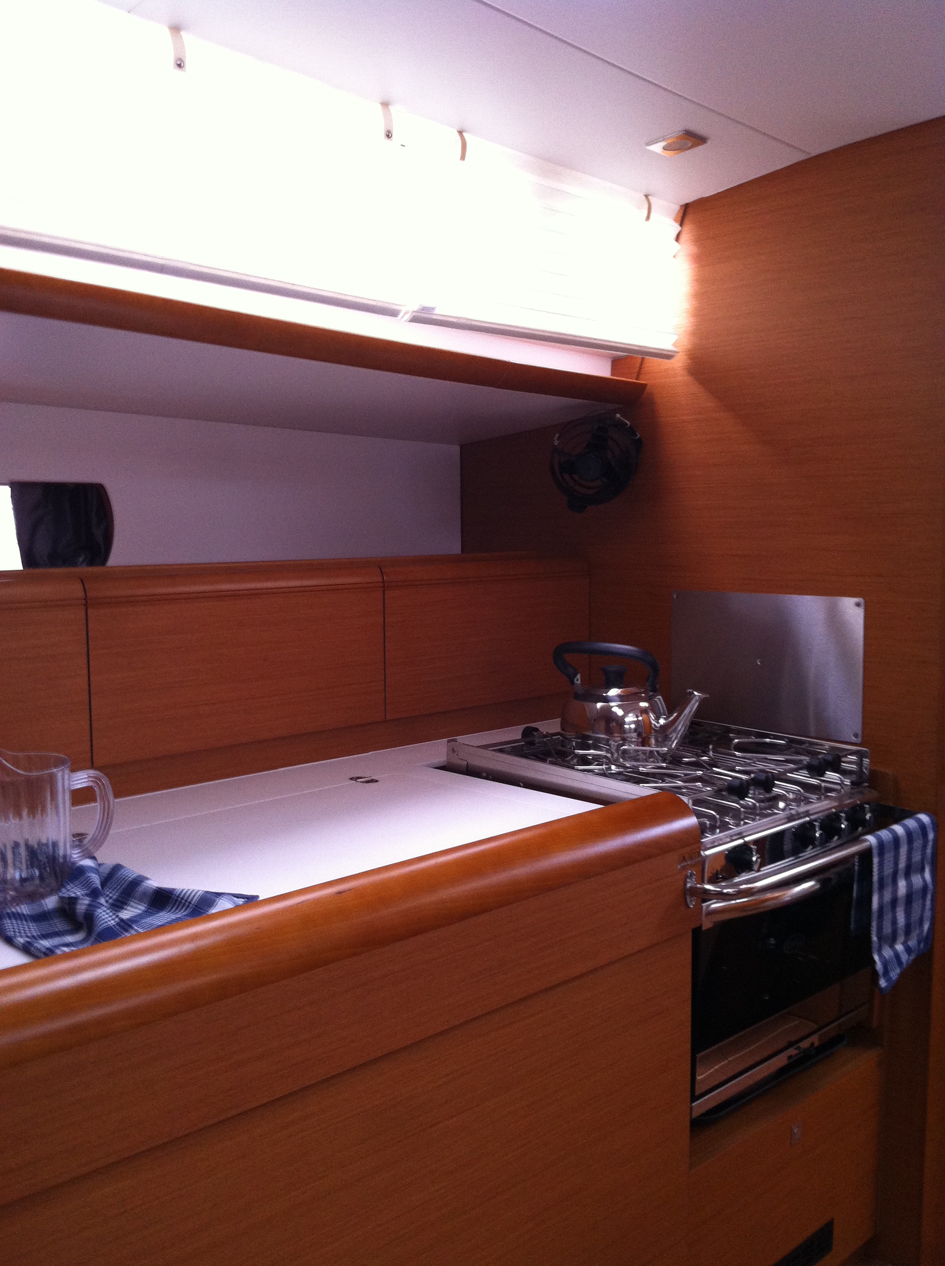 Sun Odyssey 469 (4 cab) — photo 9
