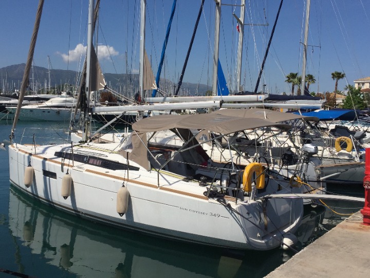 Sun Odyssey 349 (3 cab.) — photo 1