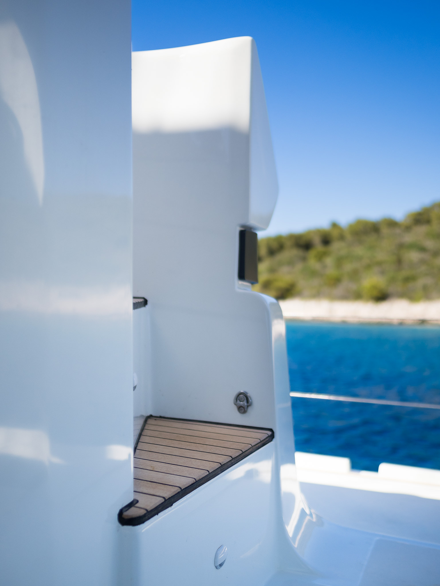 Lagoon 51 — photo 41
