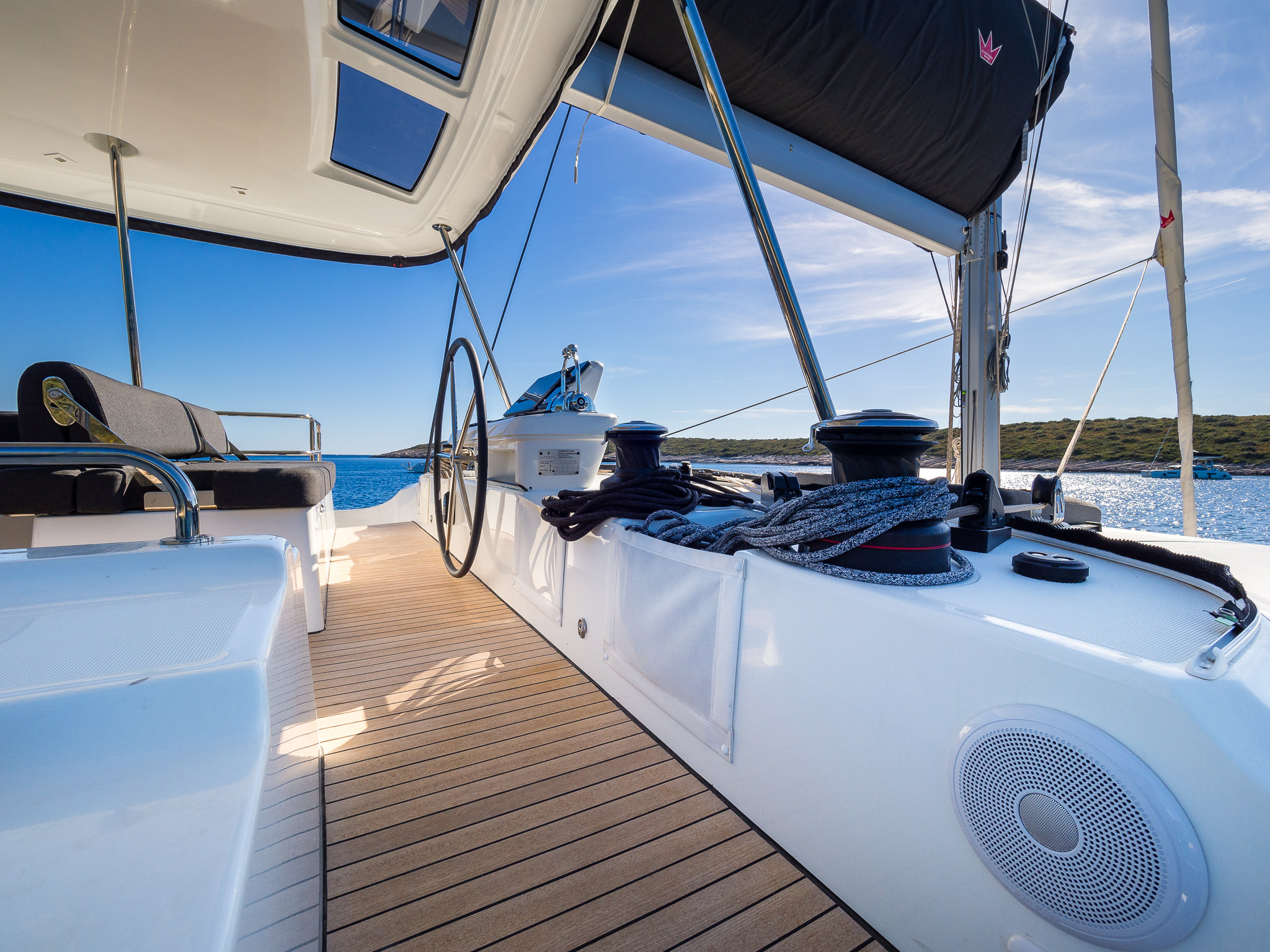 Lagoon 51 — photo 18