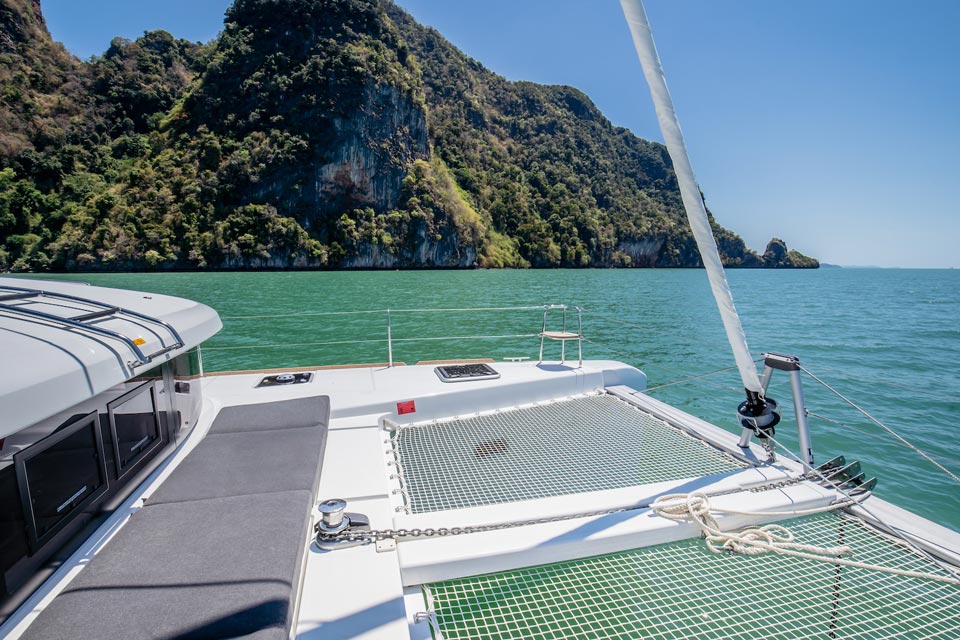 Lagoon 40 — photo 4