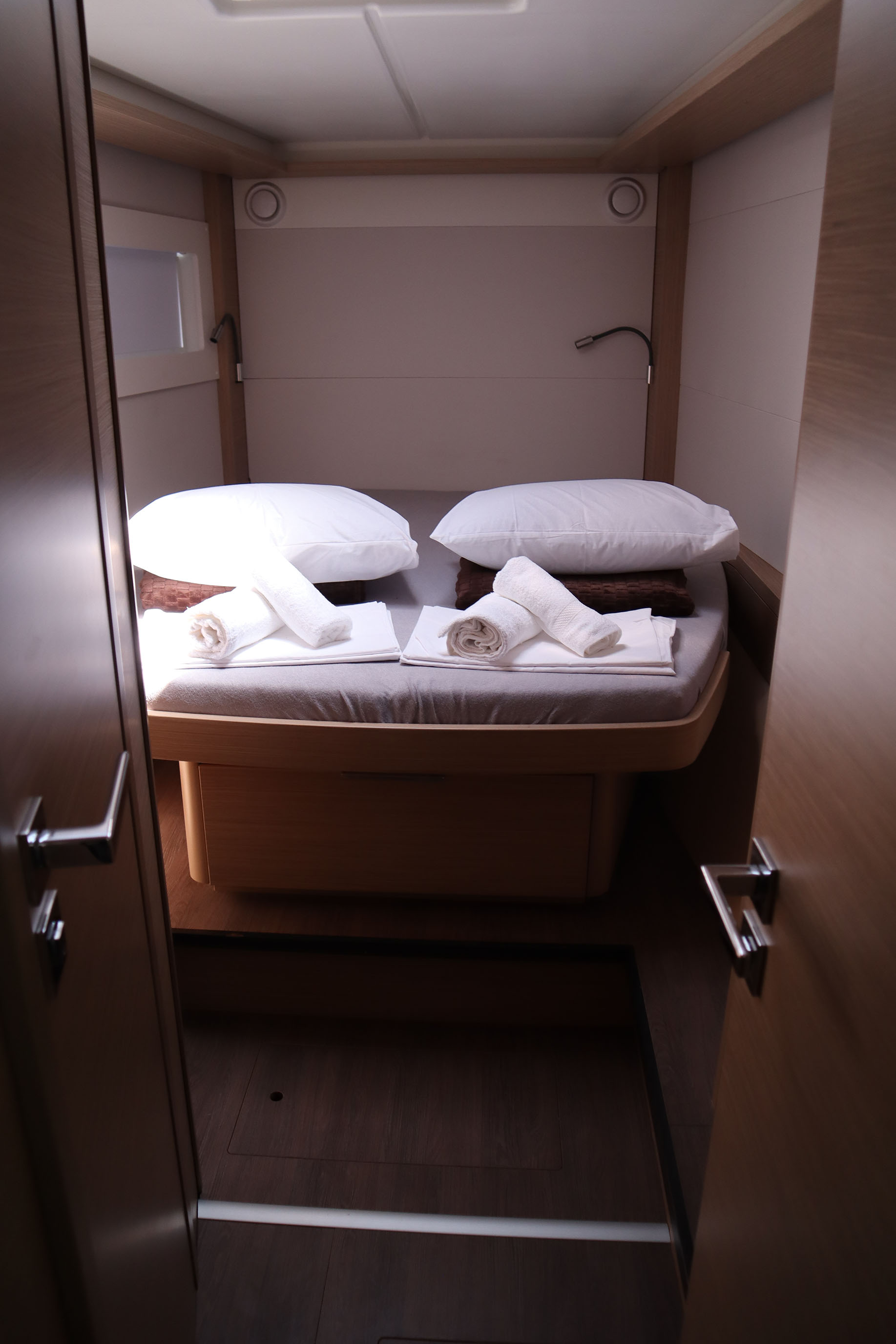 Lagoon 46 — photo 2