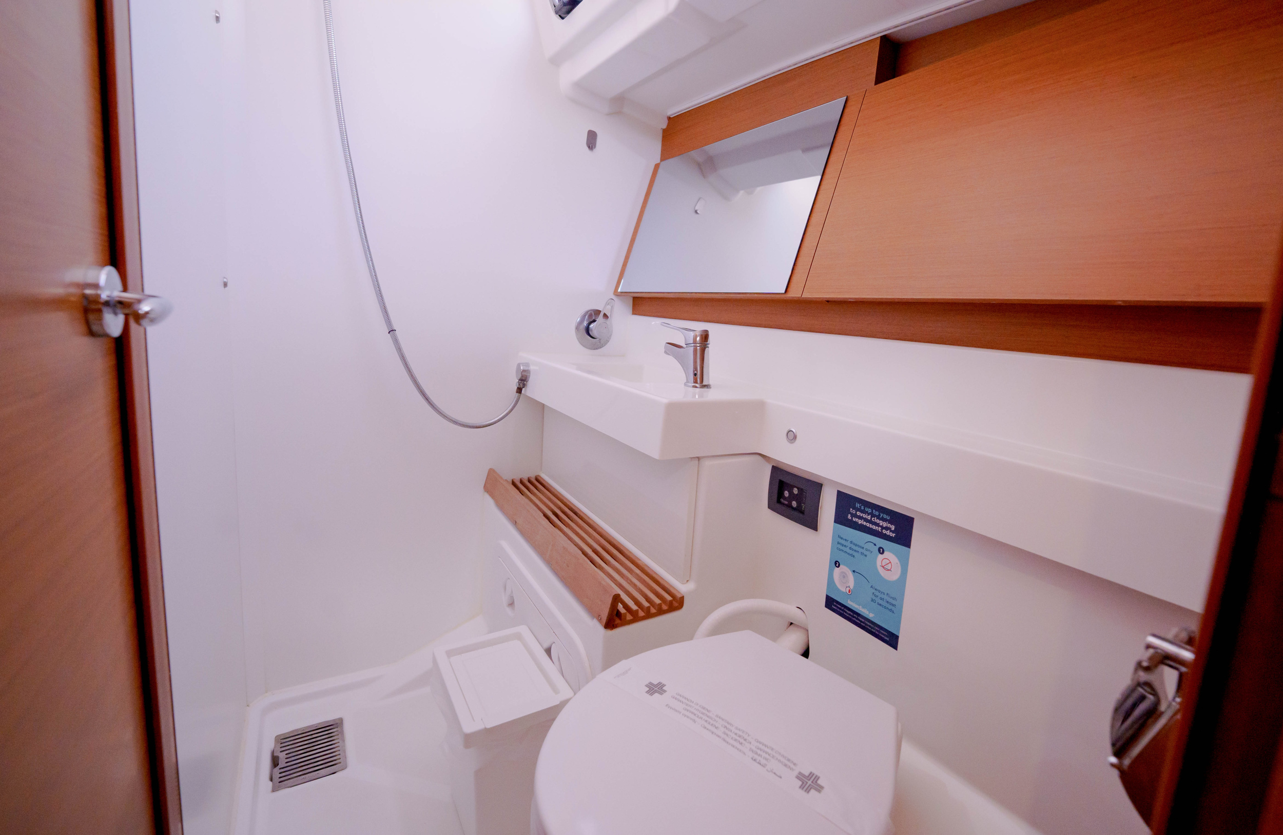 Sun Odyssey 490 — photo 3