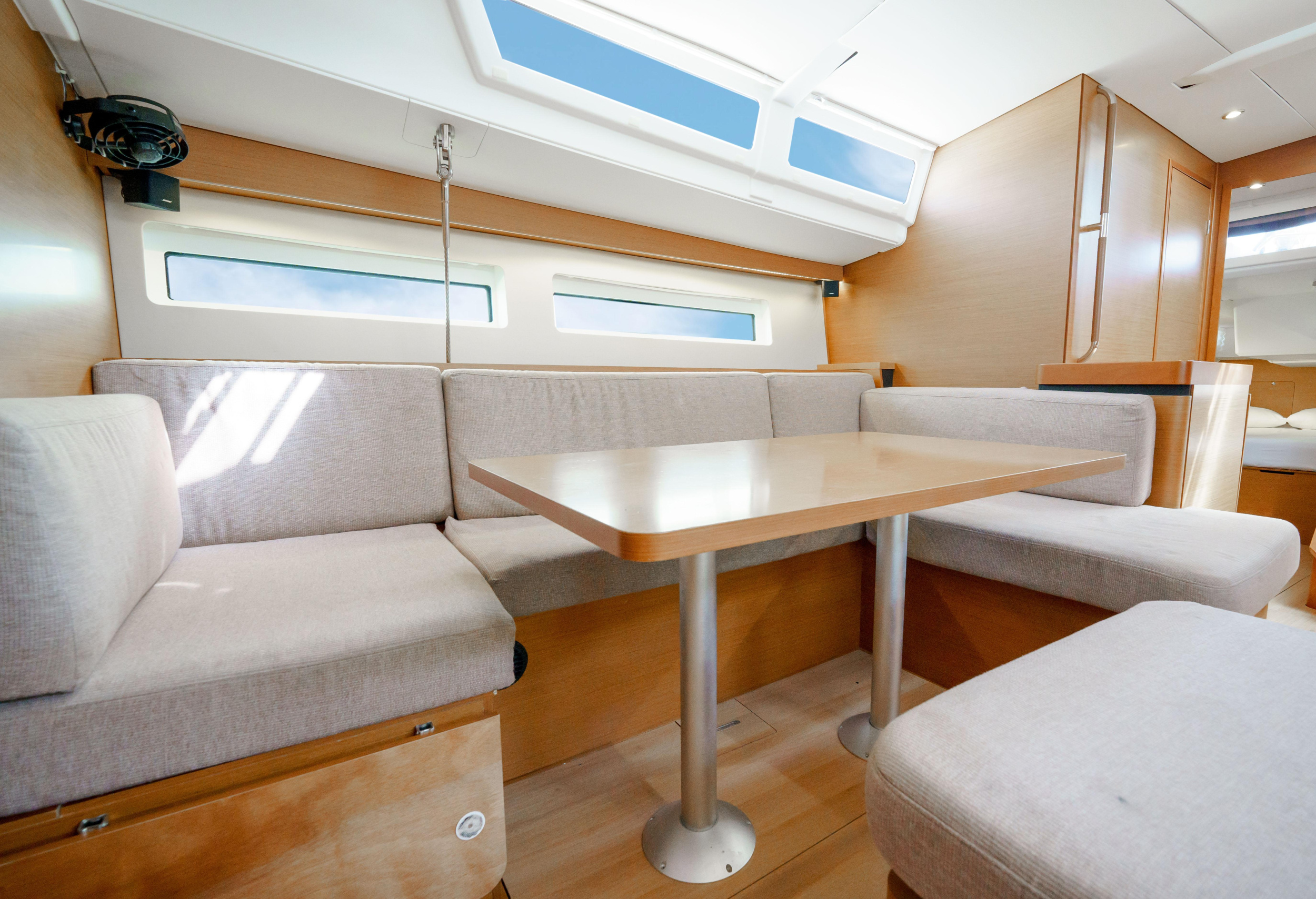 Sun Odyssey 490 — photo 11