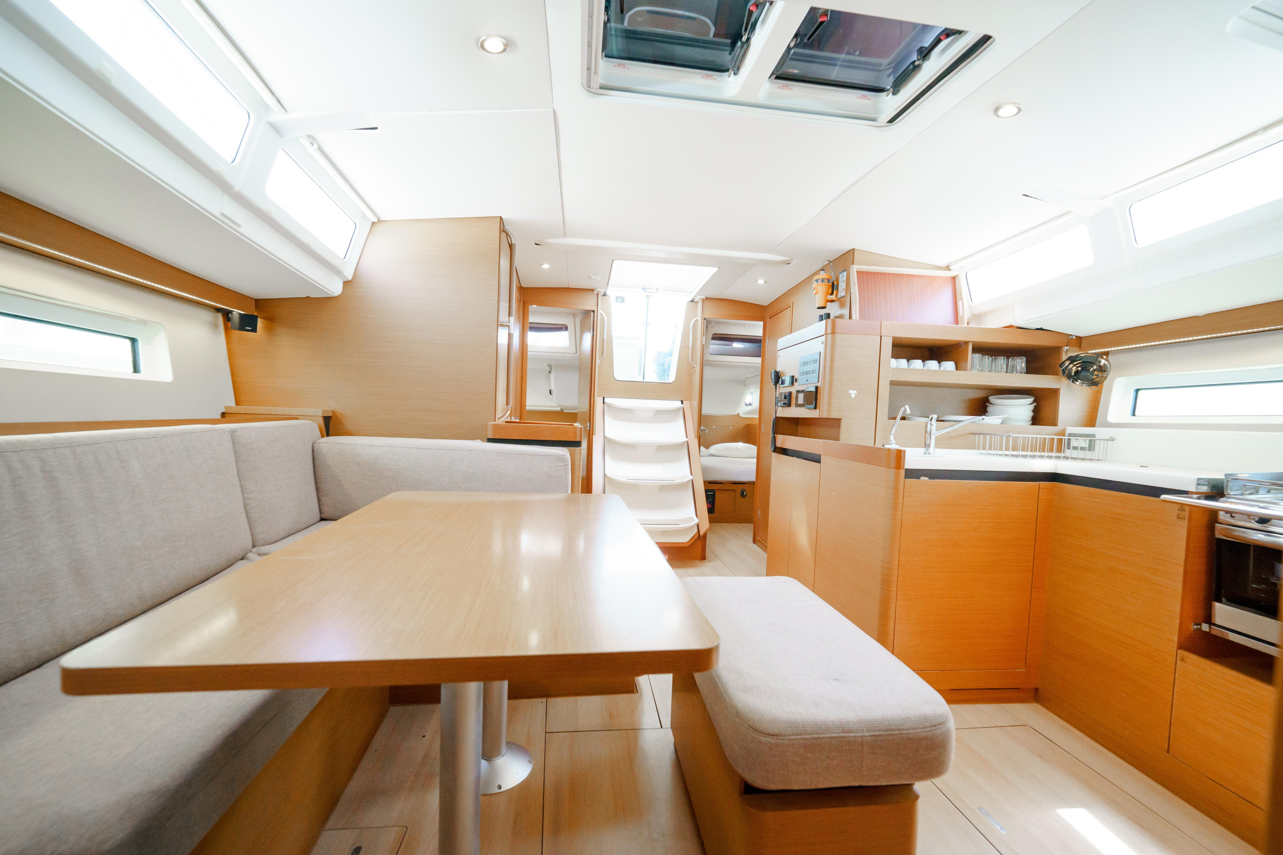 Sun Odyssey 490 — photo 5