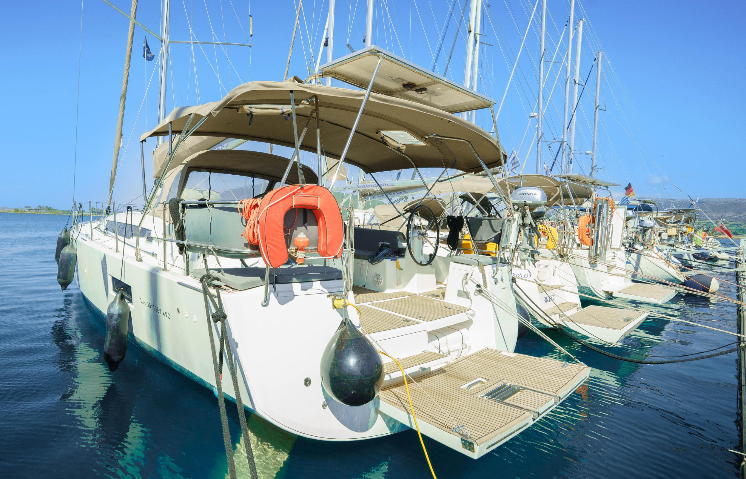Sun Odyssey 490 — photo 7