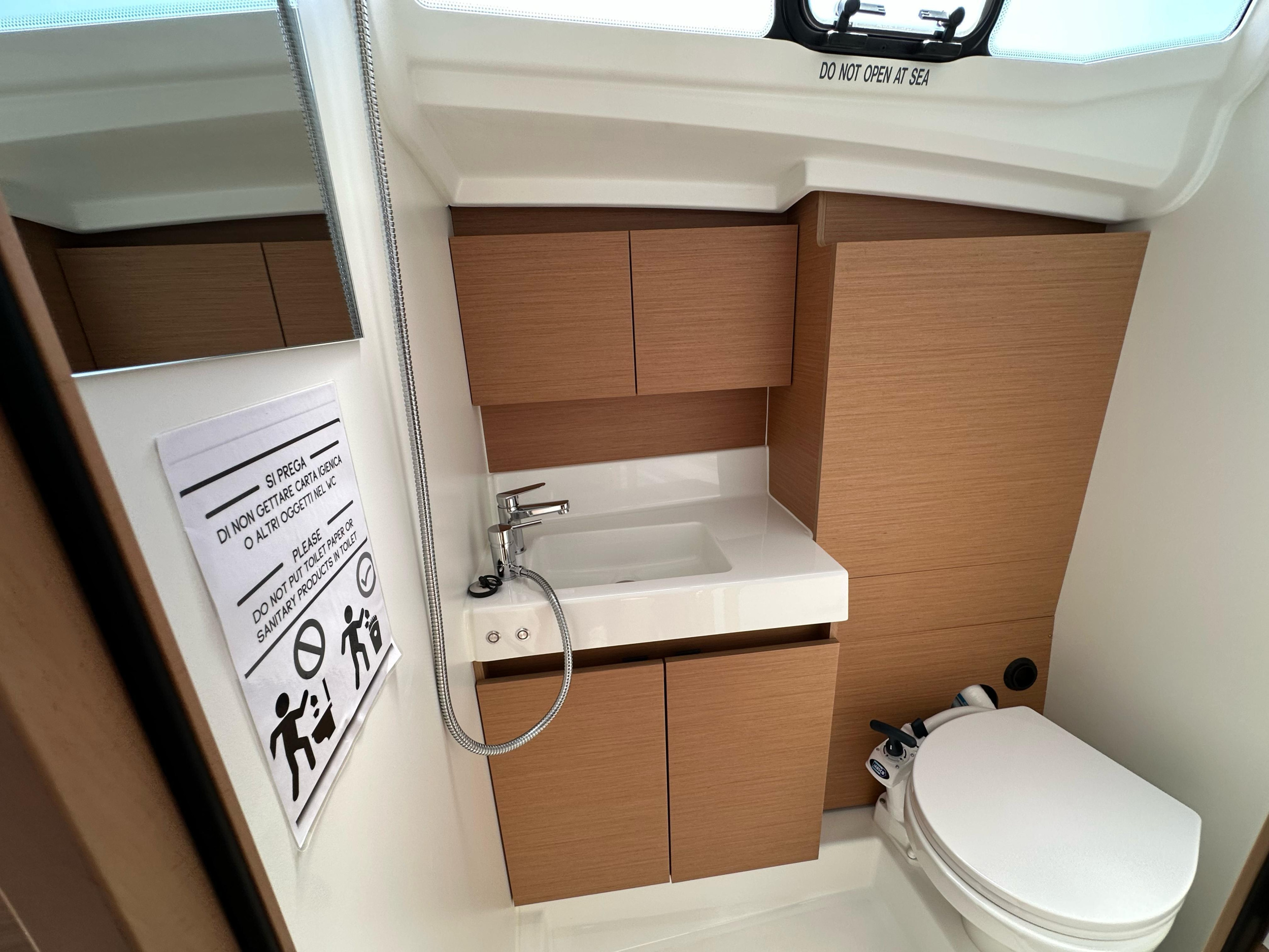 SUN ODYSSEY 380 — photo 452