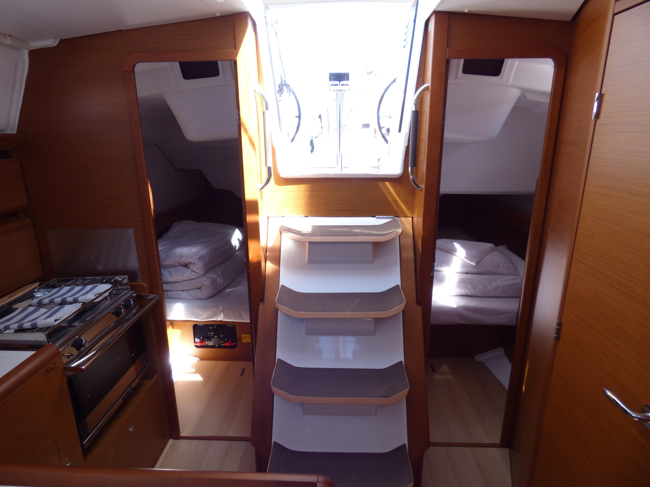 Sun Odyssey 389 — photo 18