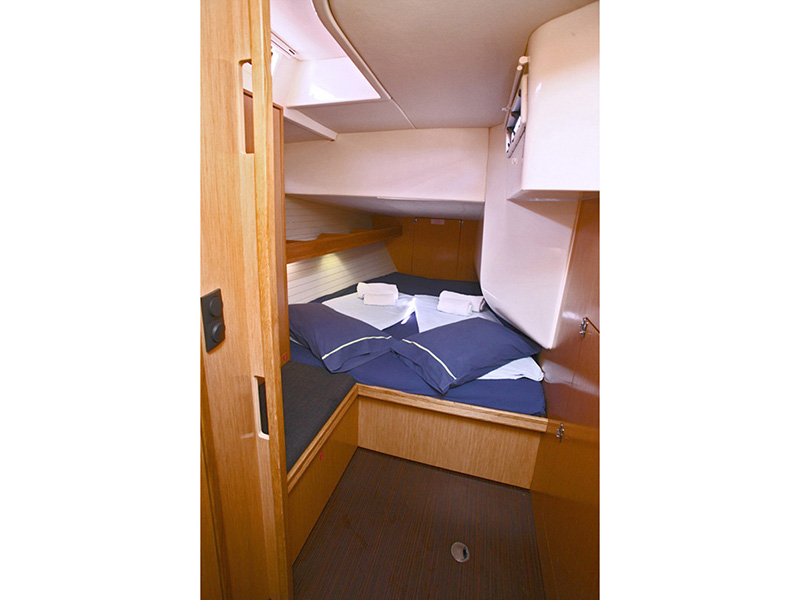 Bavaria 55 Cruiser — photo 10