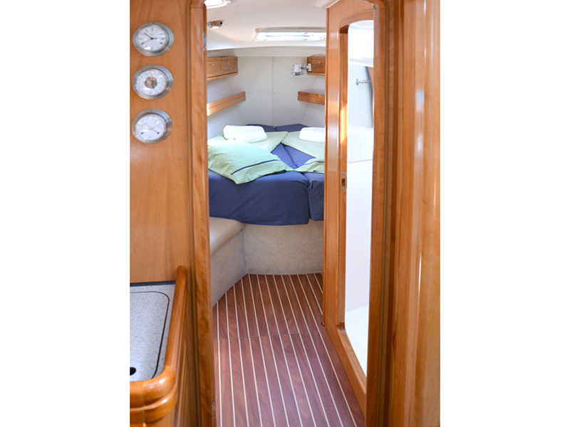 Bavaria 39 Cruiser — photo 7