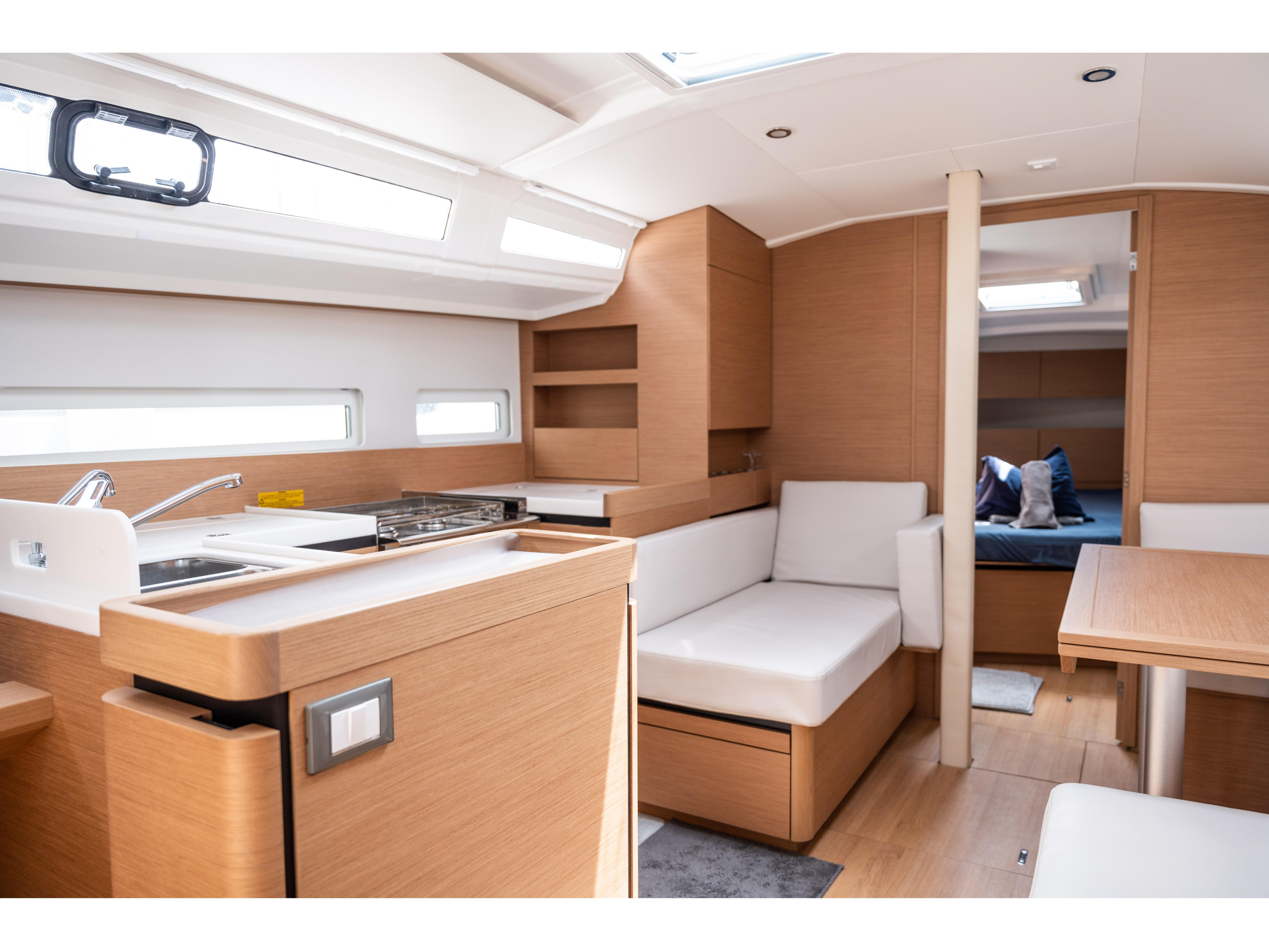 Sun Odyssey 410 — photo 7