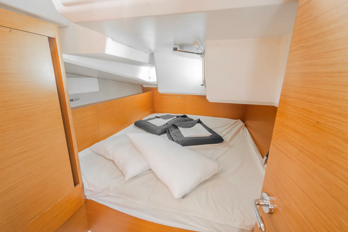 Sun Odyssey 440 — photo 13