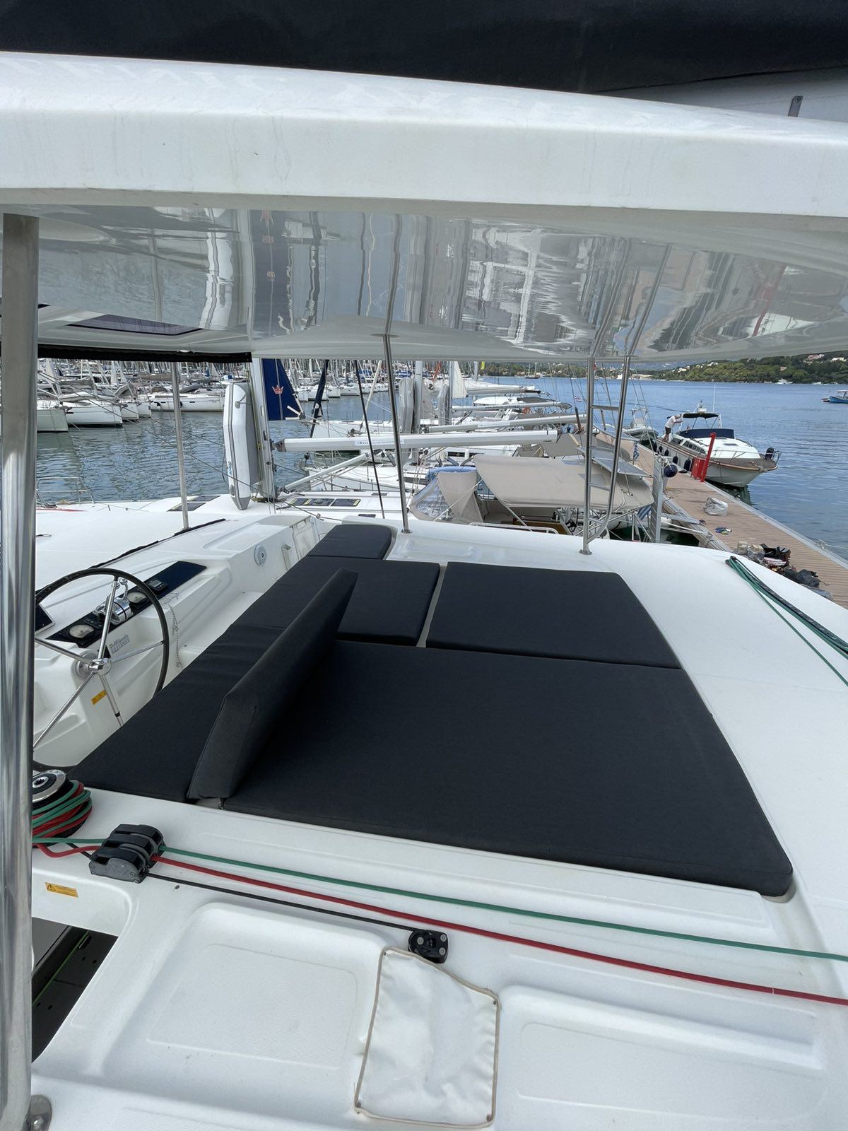 Lagoon 46 — photo 8