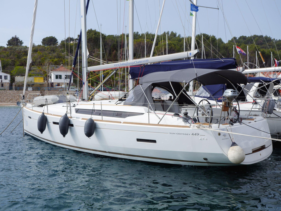 Sun Odyssey 449 — photo 17