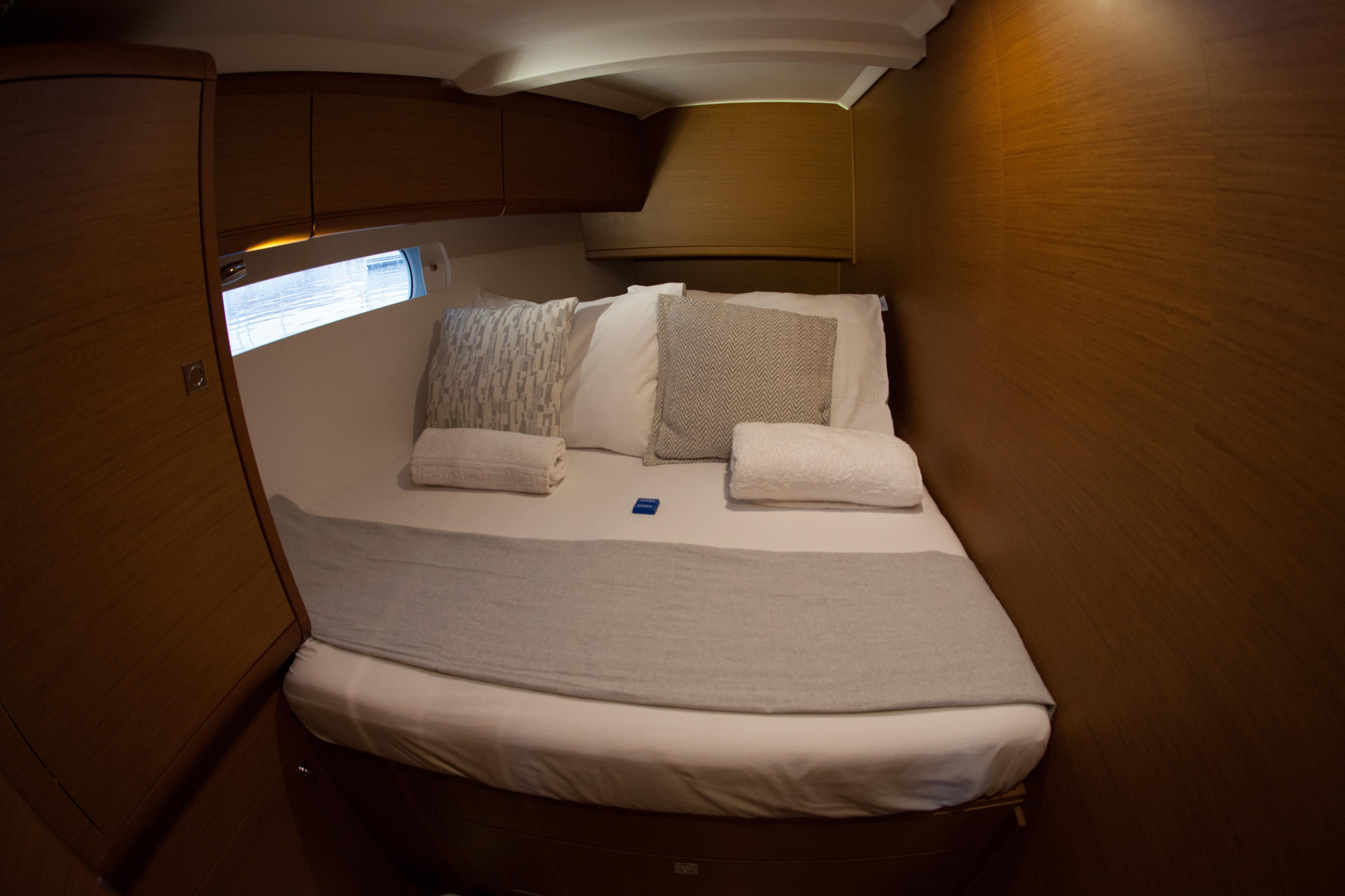 Sun Odyssey 519 - 5 cabs — photo 16