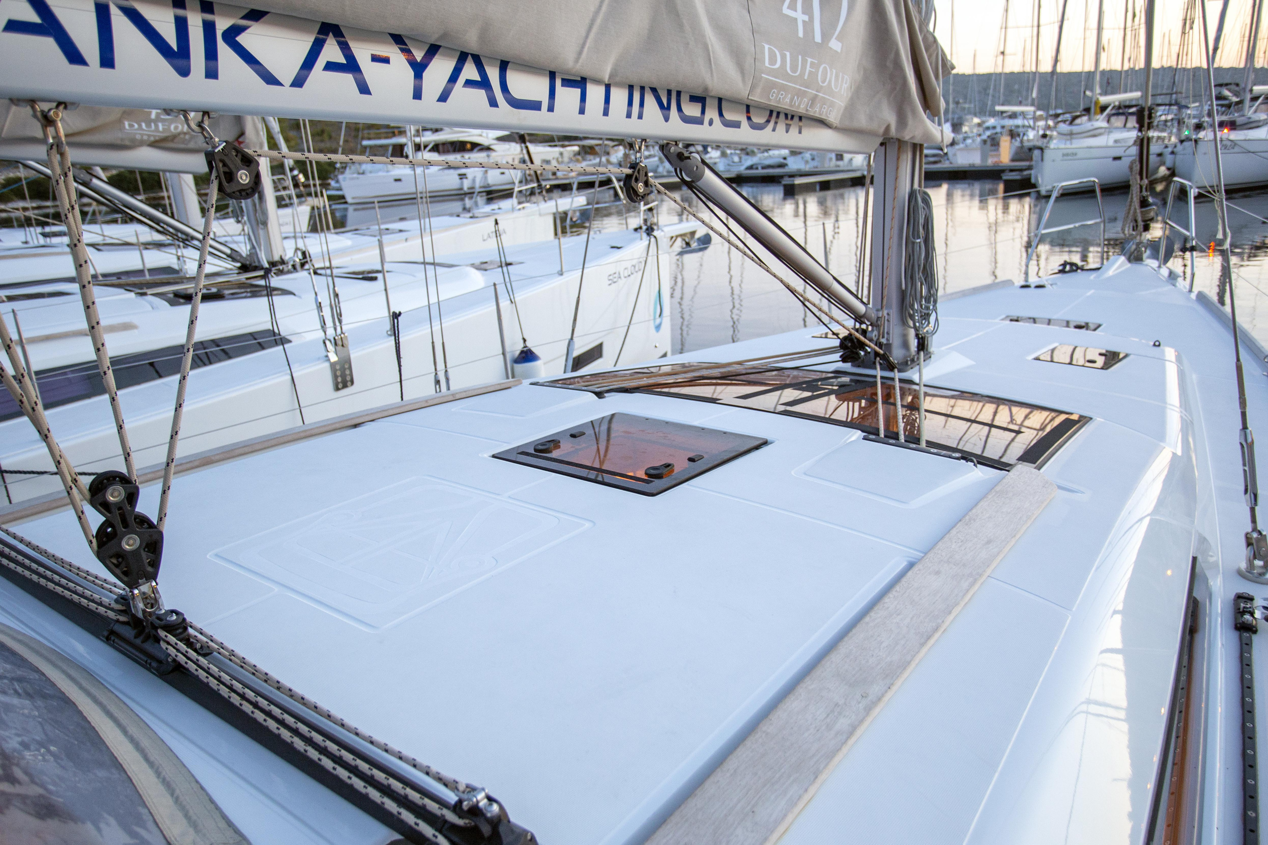 Dufour 412 Grand large — photo 21