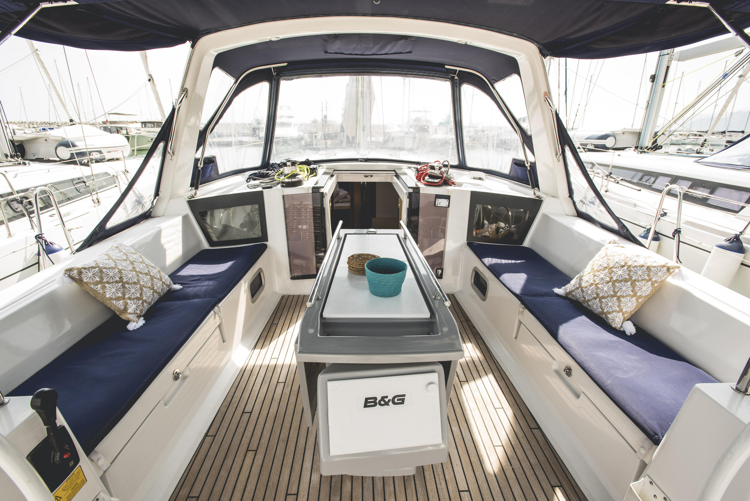 Oceanis 45 — photo 13