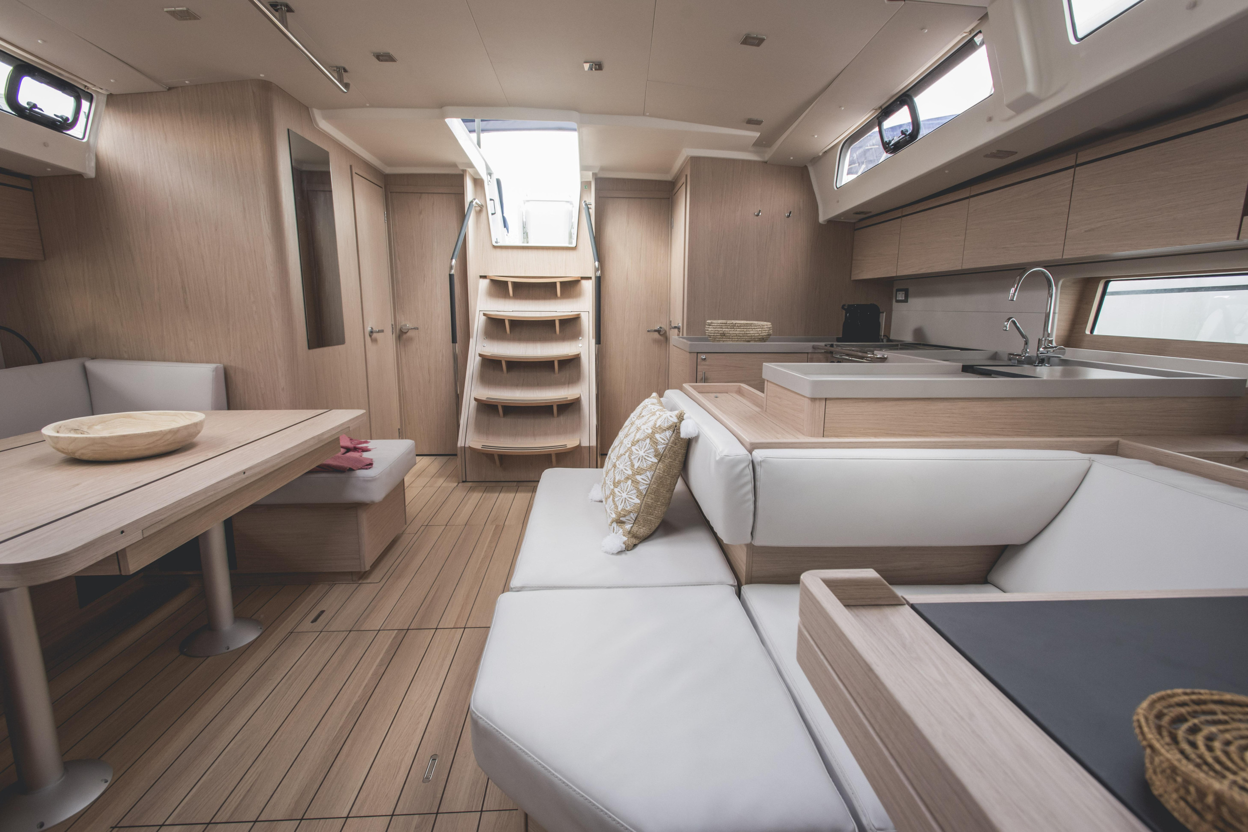 Oceanis 51.1 — photo 16