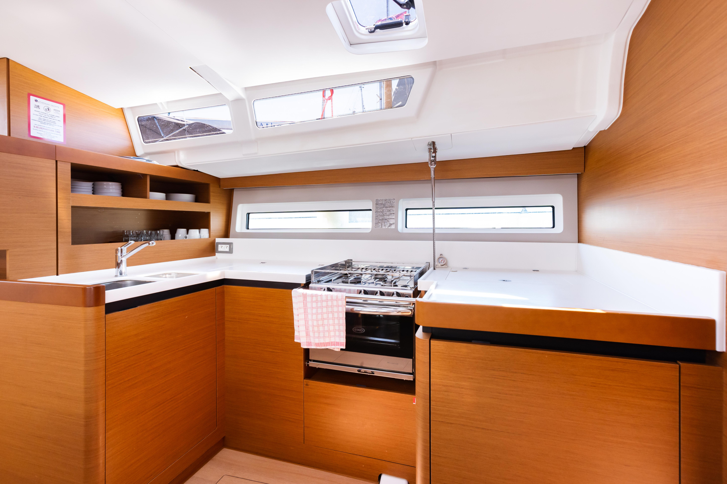 Sun Odyssey 490 4 cabins — photo 10