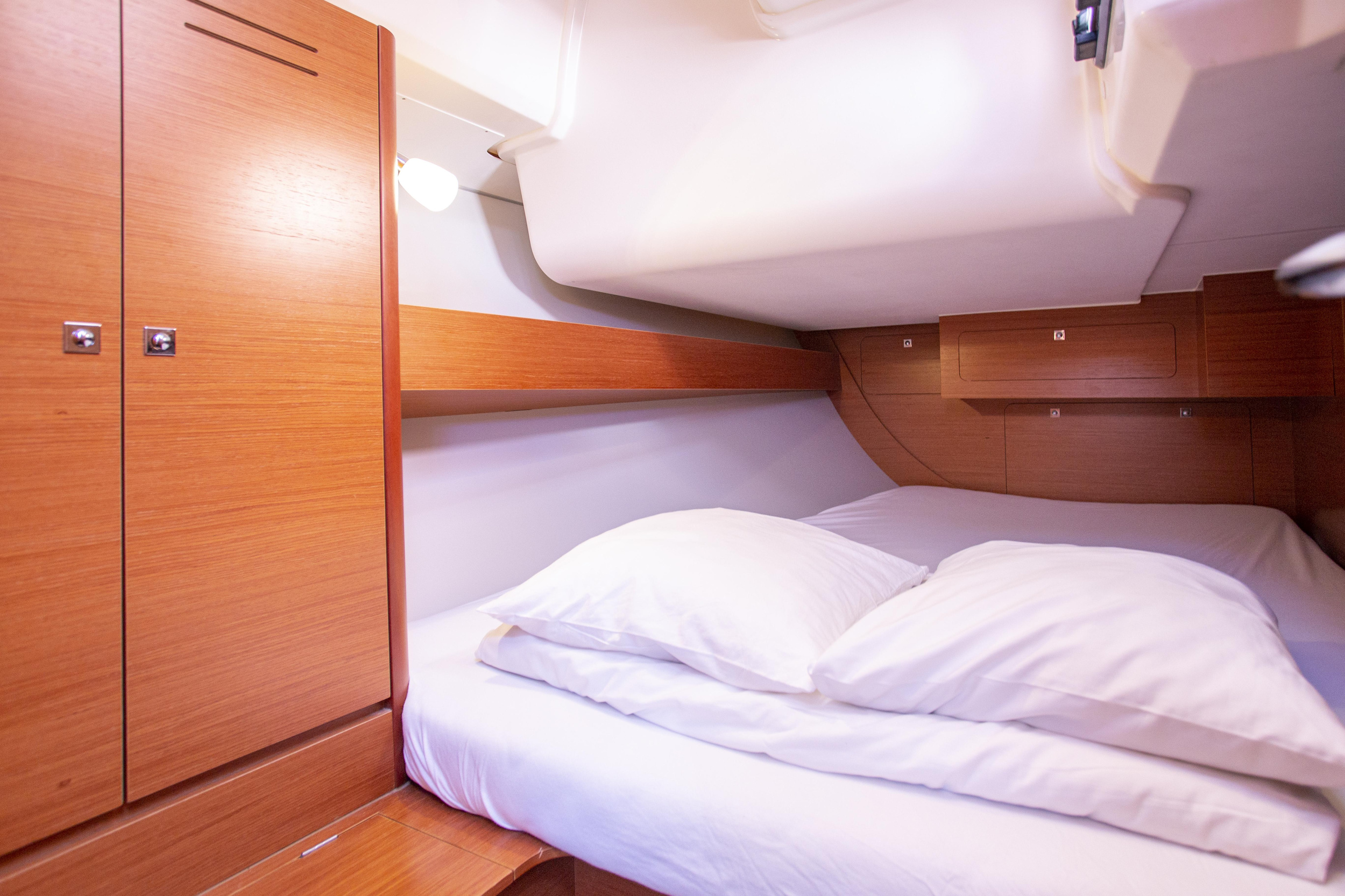 Dufour 382 GL — photo 25