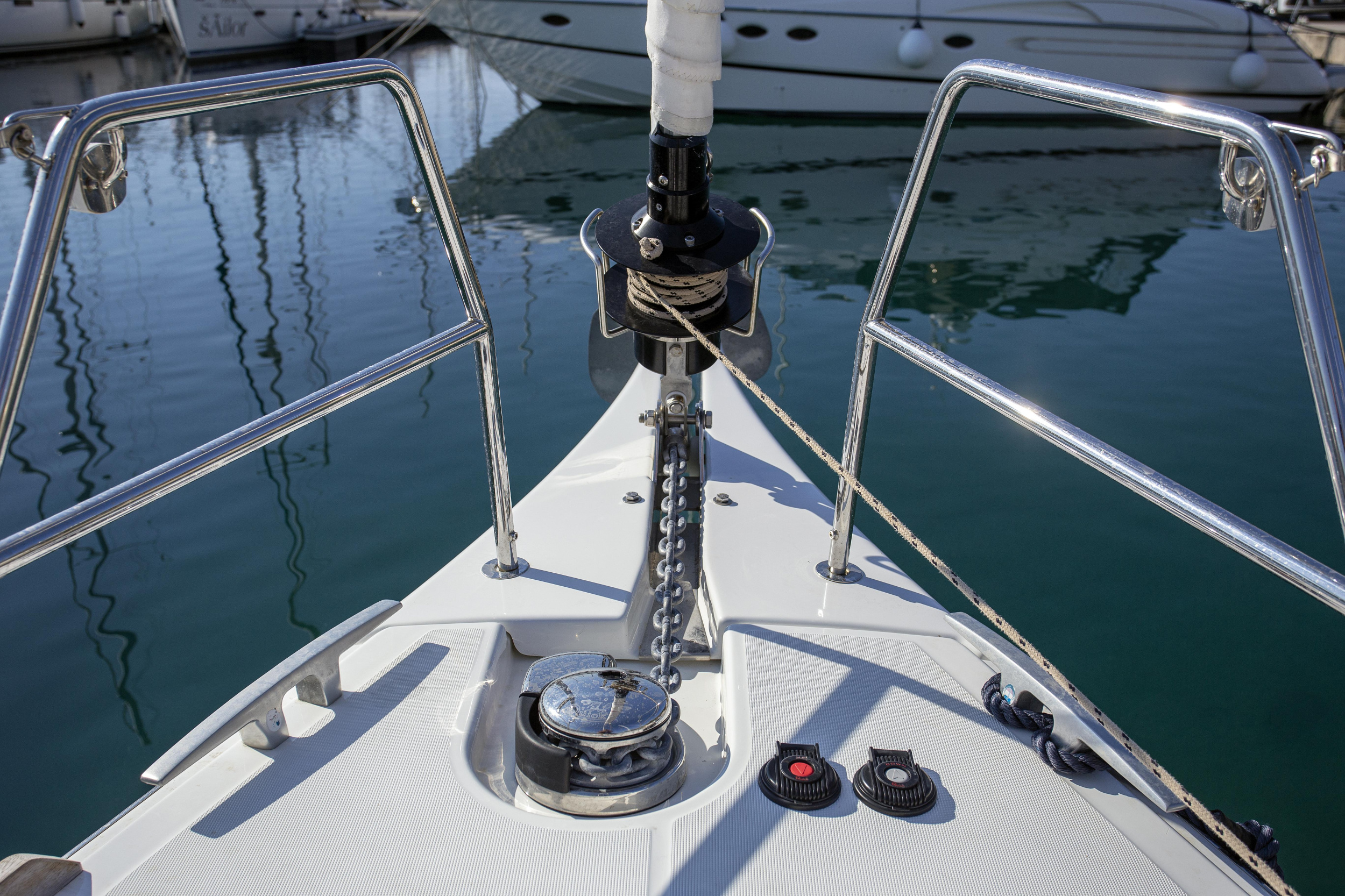 Dufour 460 Grand Large — photo 3