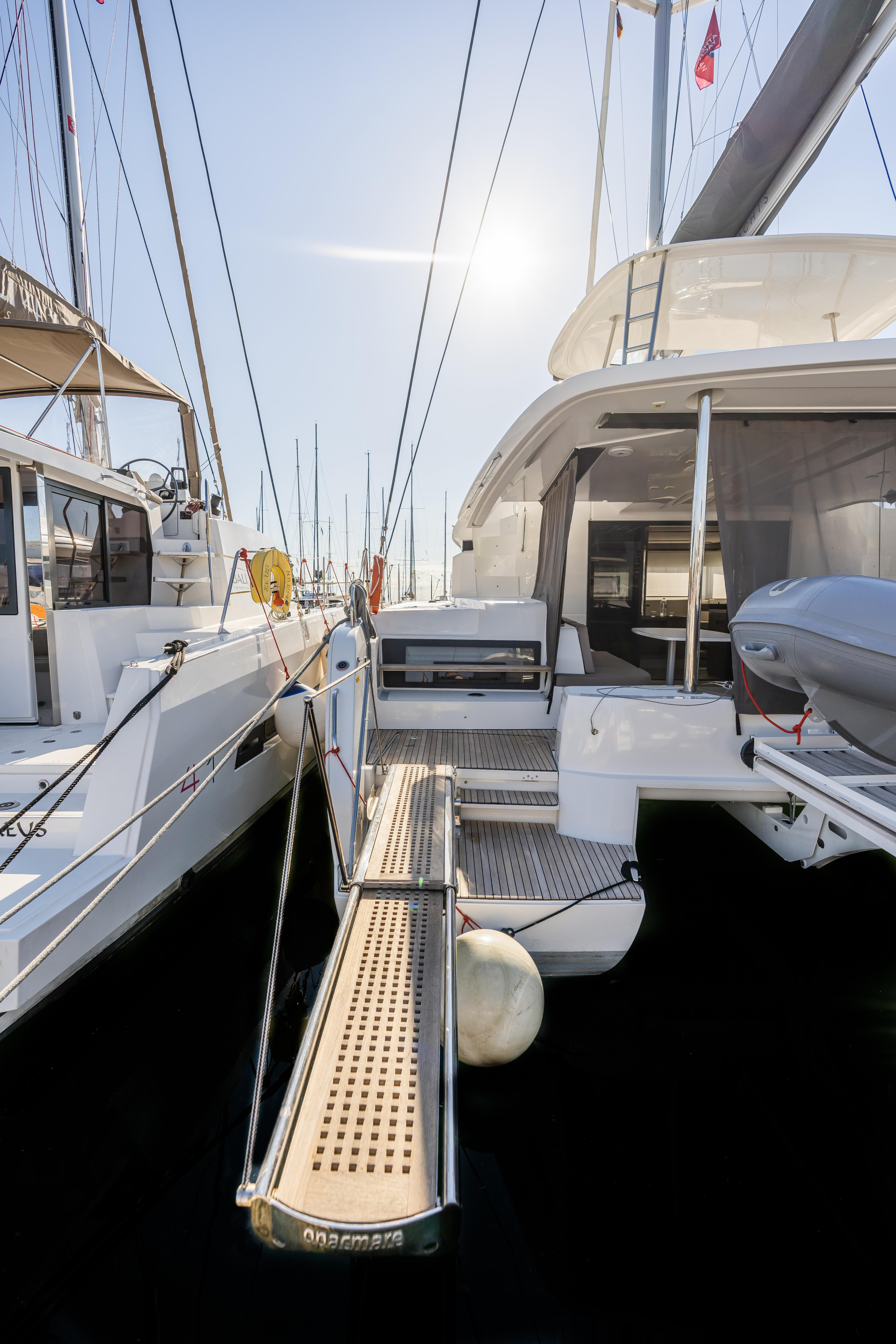 Lagoon 50 (6 cabs) - Skippered — photo 20