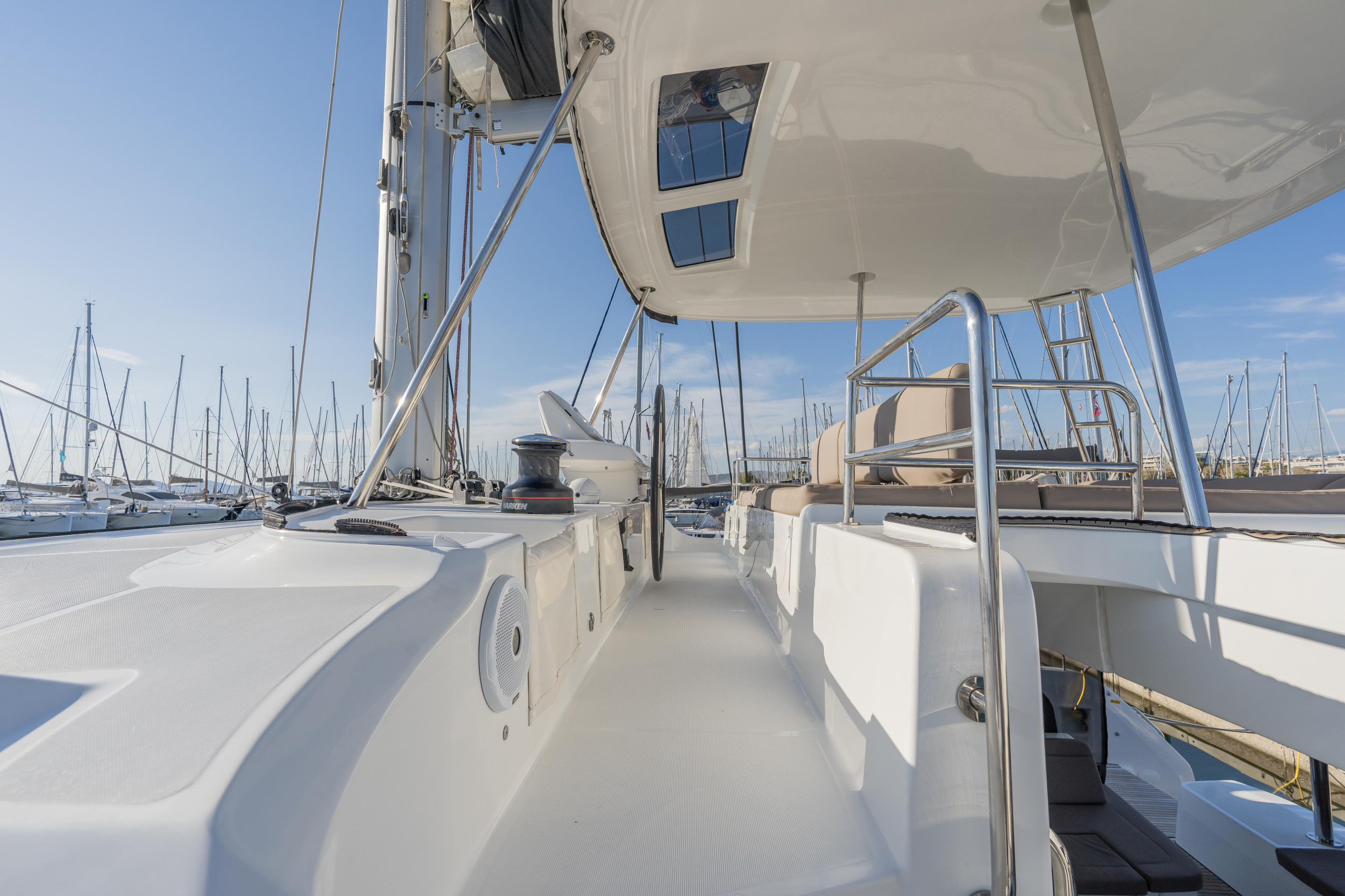 Lagoon 50 (6 cabs) - Skippered — photo 5