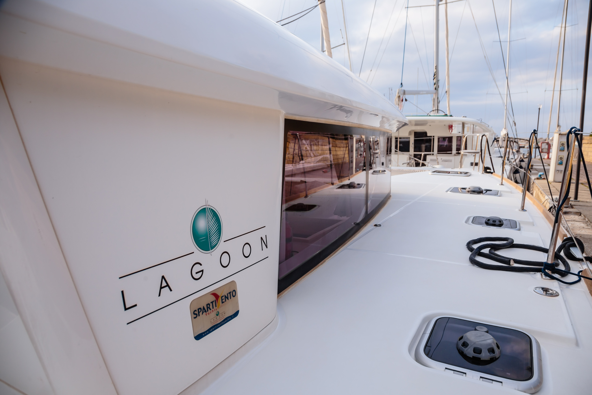 Lagoon 400 S2 — photo 2