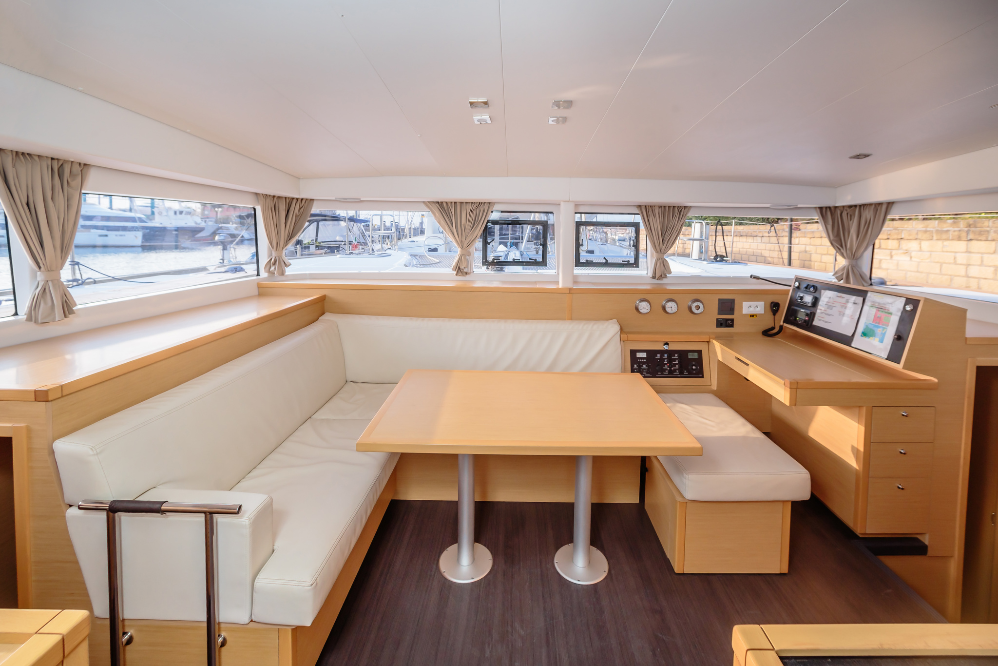 Lagoon 400 S2 — photo 13