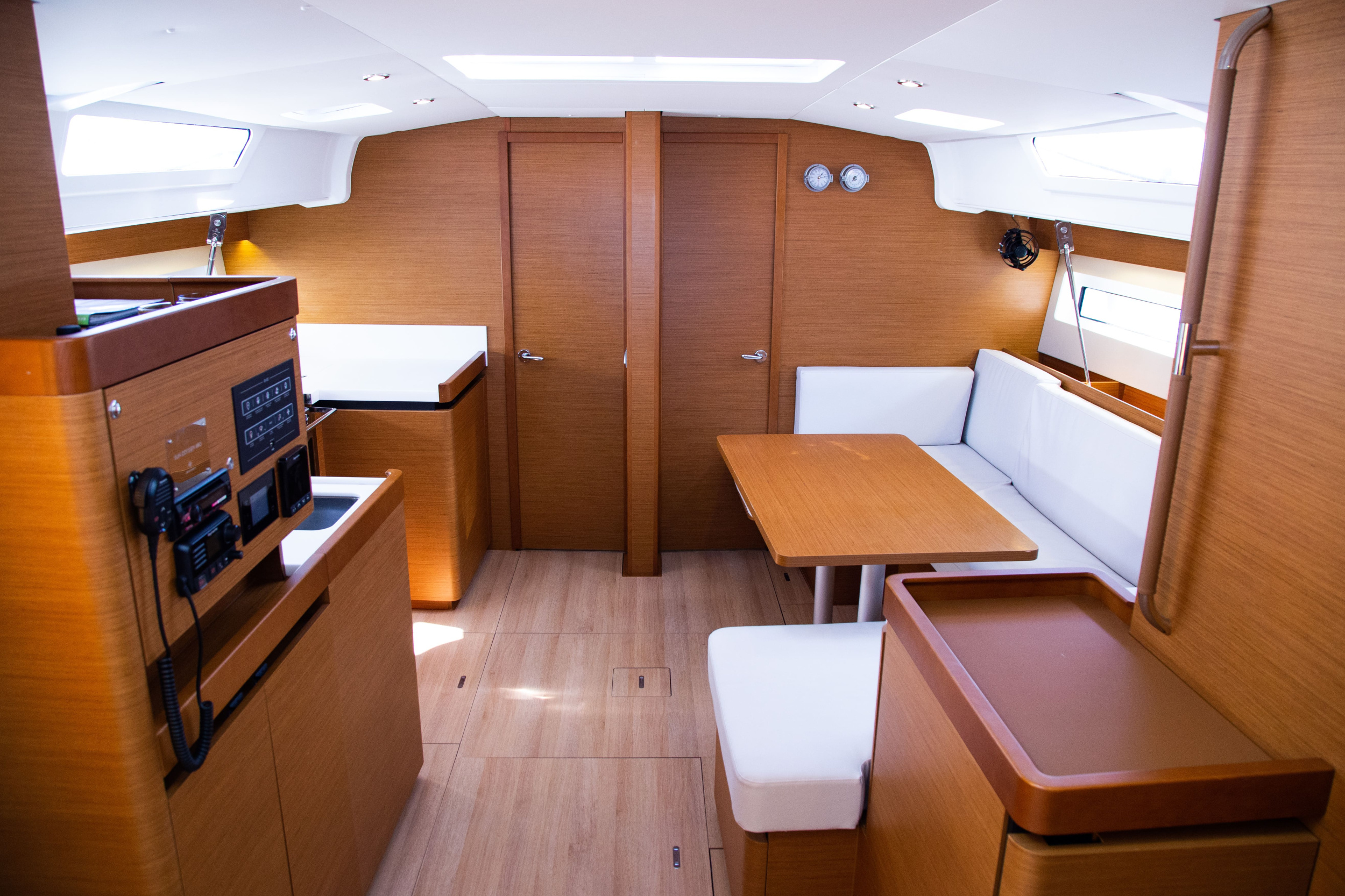 Sun Odyssey 490 4 cabins — photo 5