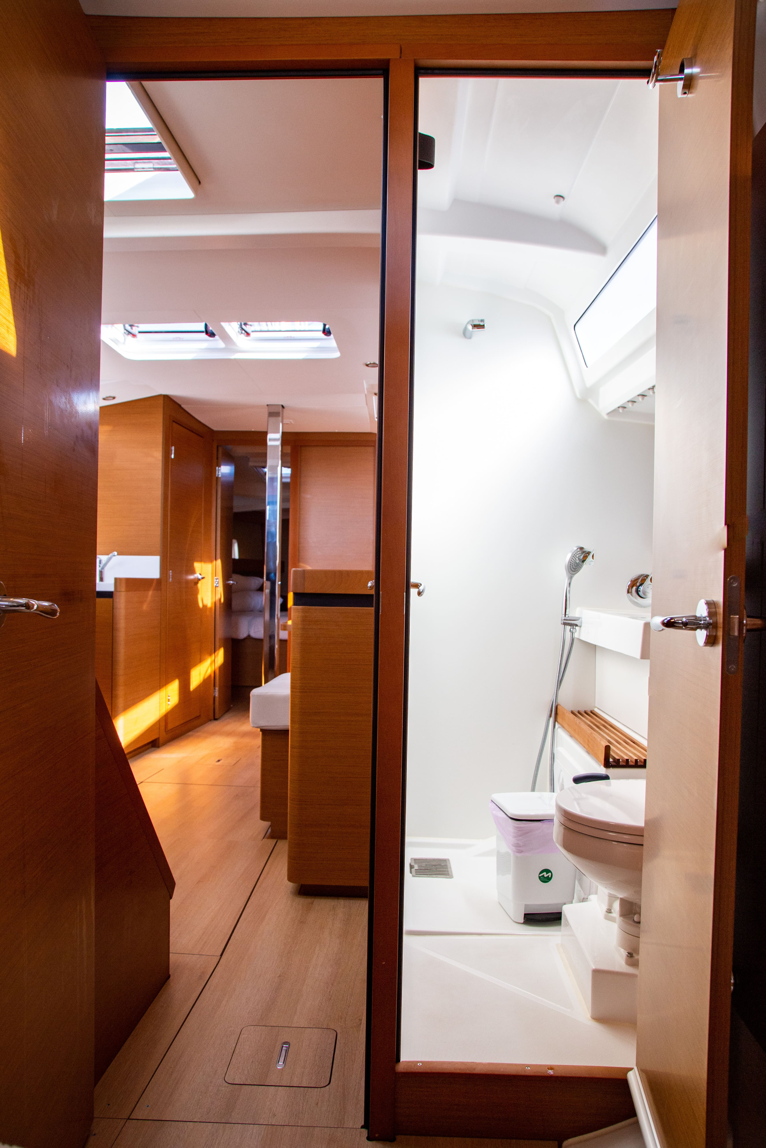 Sun Odyssey 440 — photo 6