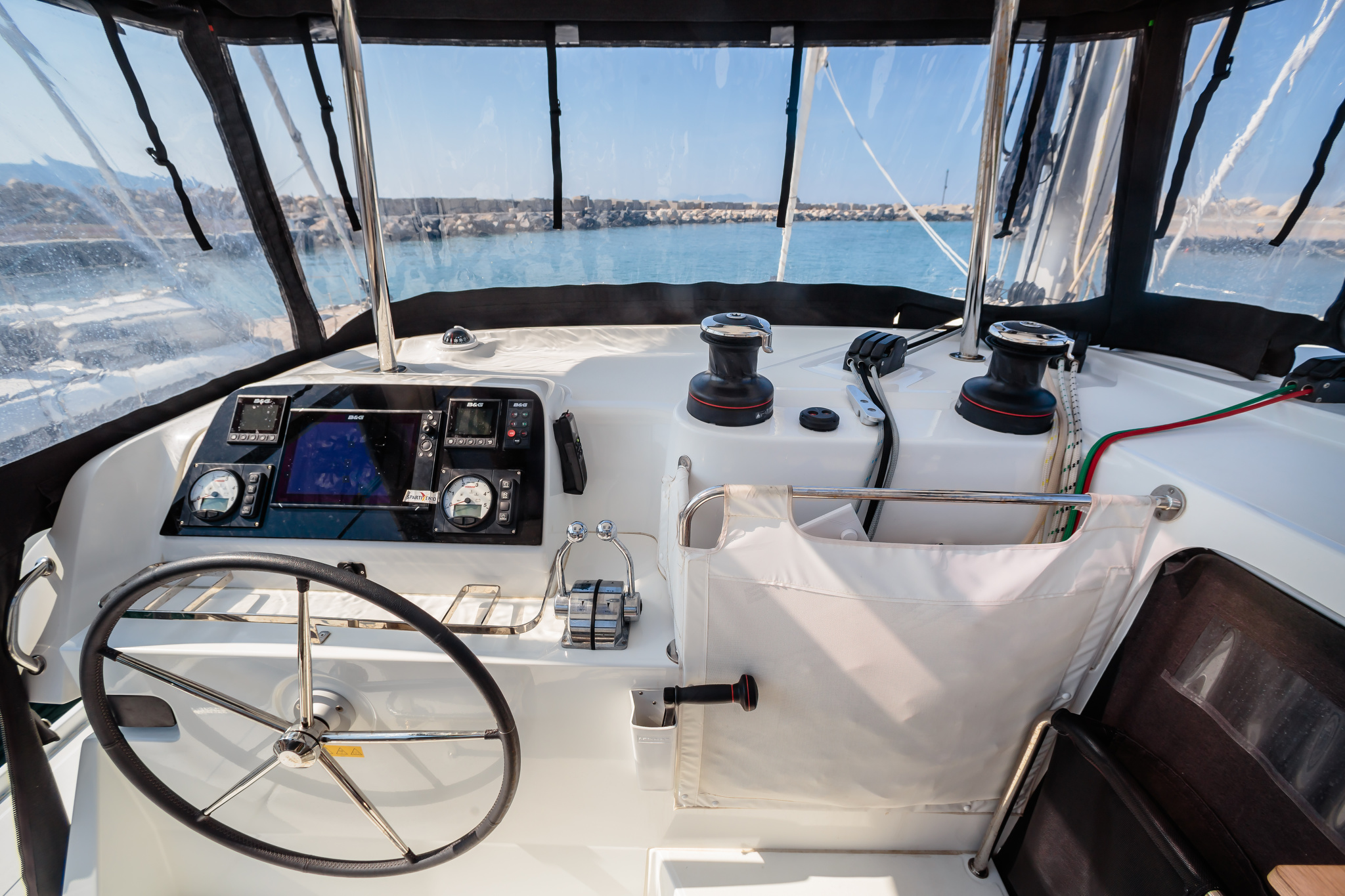 Lagoon 42 — photo 14